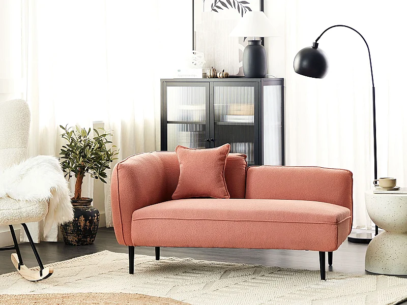 Linksseitige Chaiselounge CHEVANNES Bouclé Pfirsichrosa