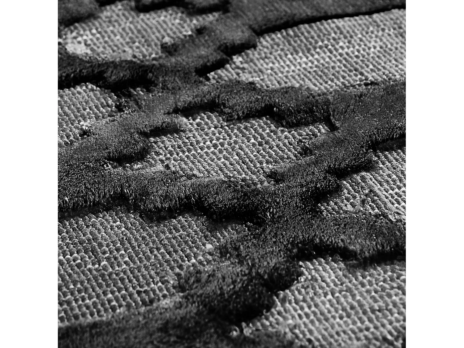 Tappeto grigio scuro 140 x 200 cm a pelo corto CIZRE