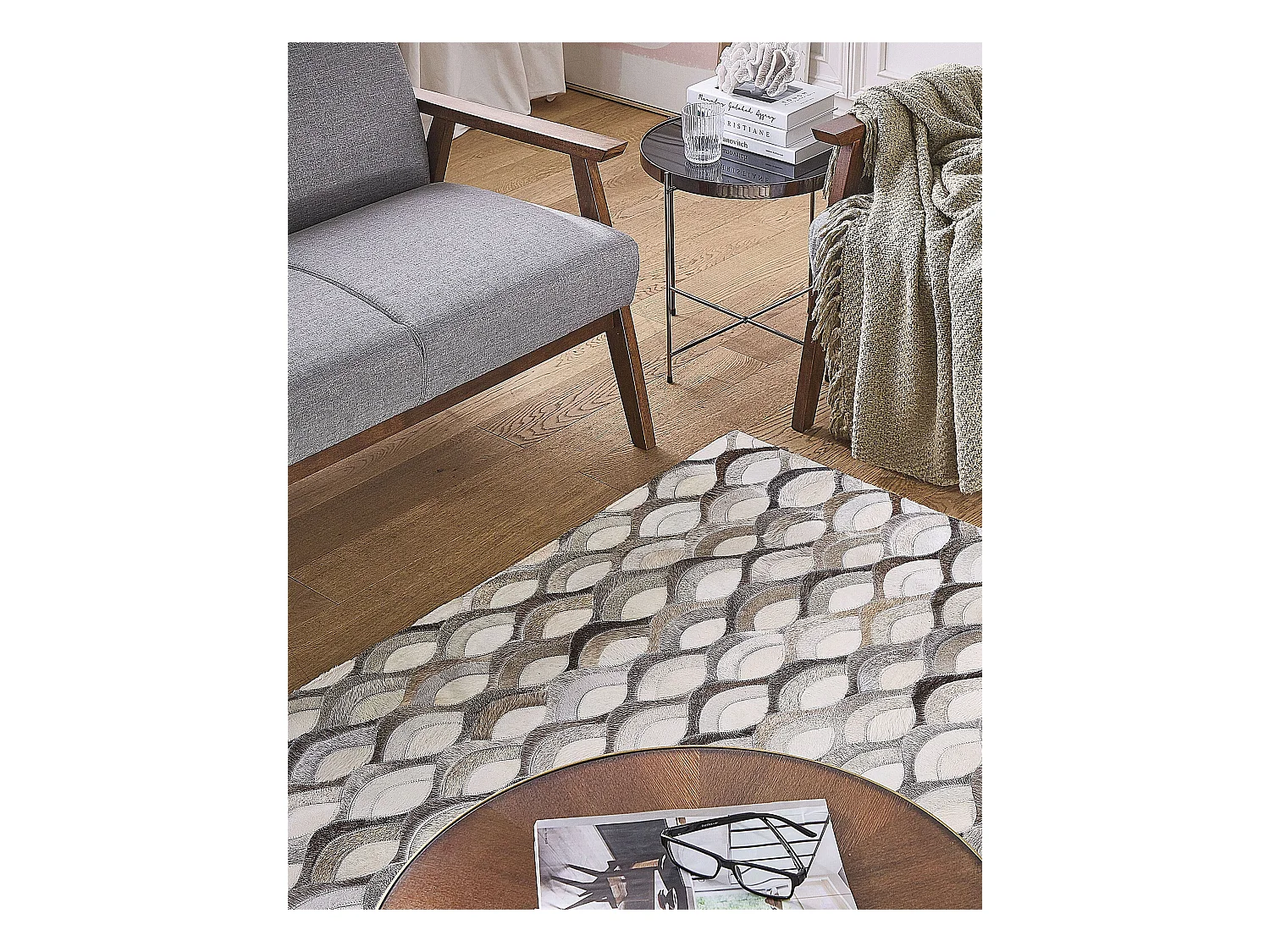 Tappeto in pelle marrone e beige 160 x 230 cm KIRCA