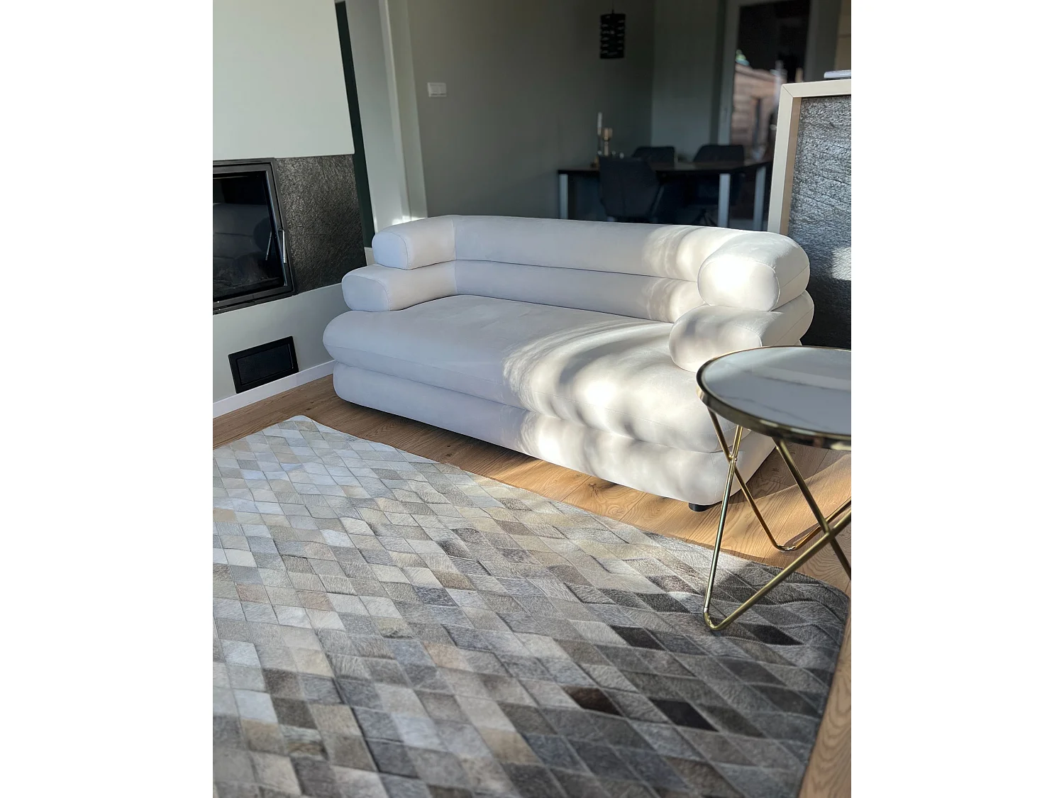 Vloerkleed MALDAN 140 x 200 cm Leer Beige