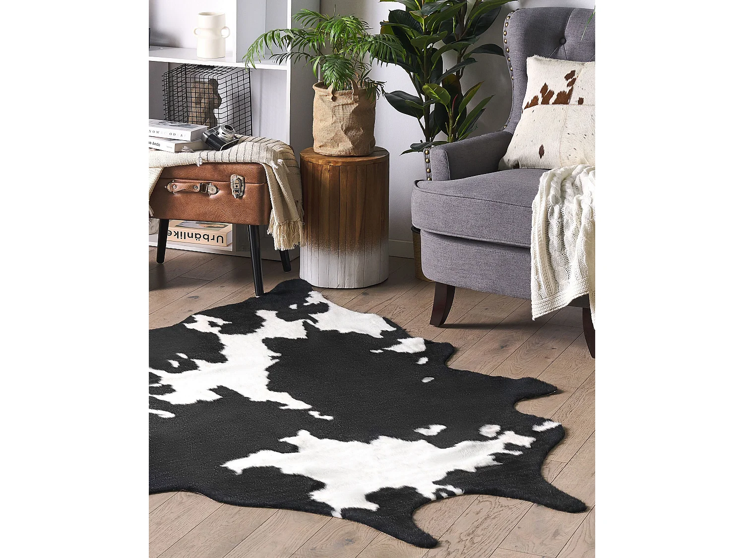 Vloerkleed imitatieleer wit en zwart 130 x 170 cm BOGONG