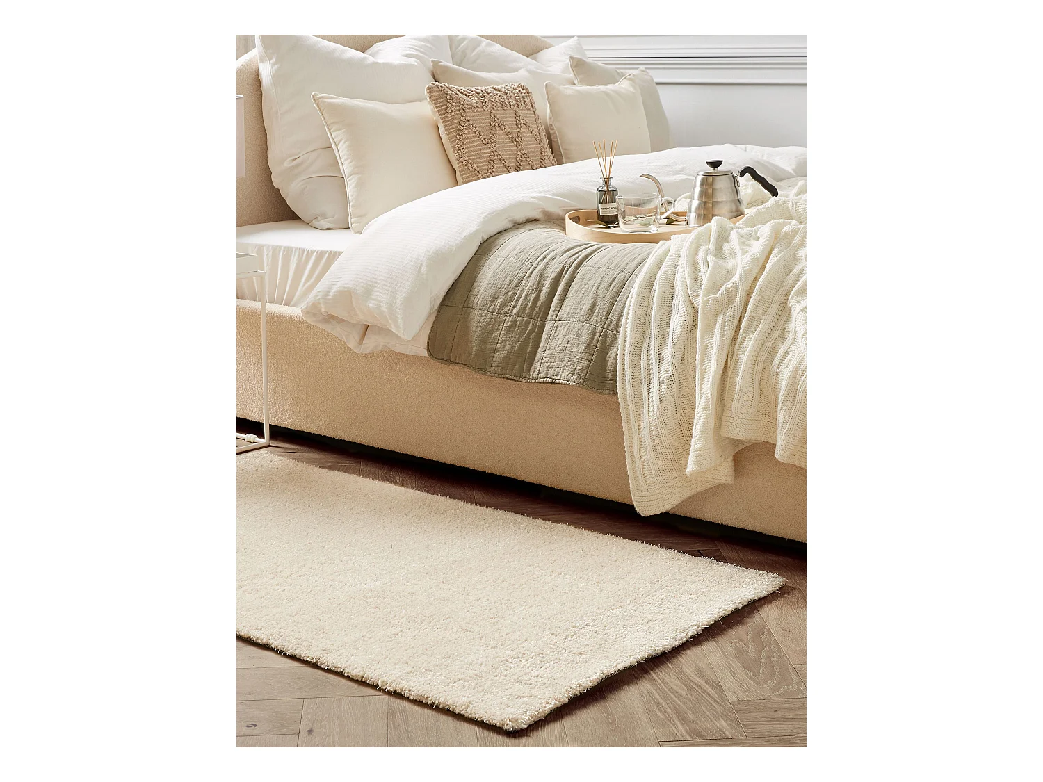 Teppich hellbeige 80 x 150 cm Shaggy DEMRE