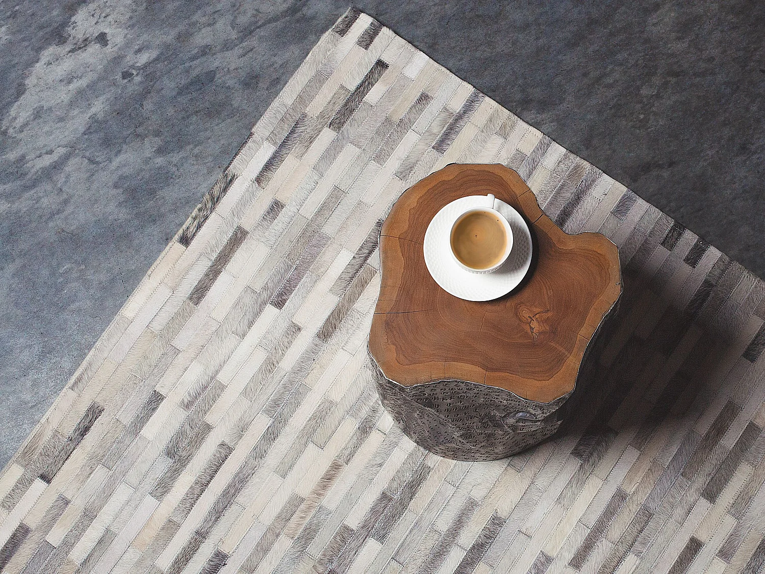 Dywan skórzany szary 160 x 230 cm AHILLI