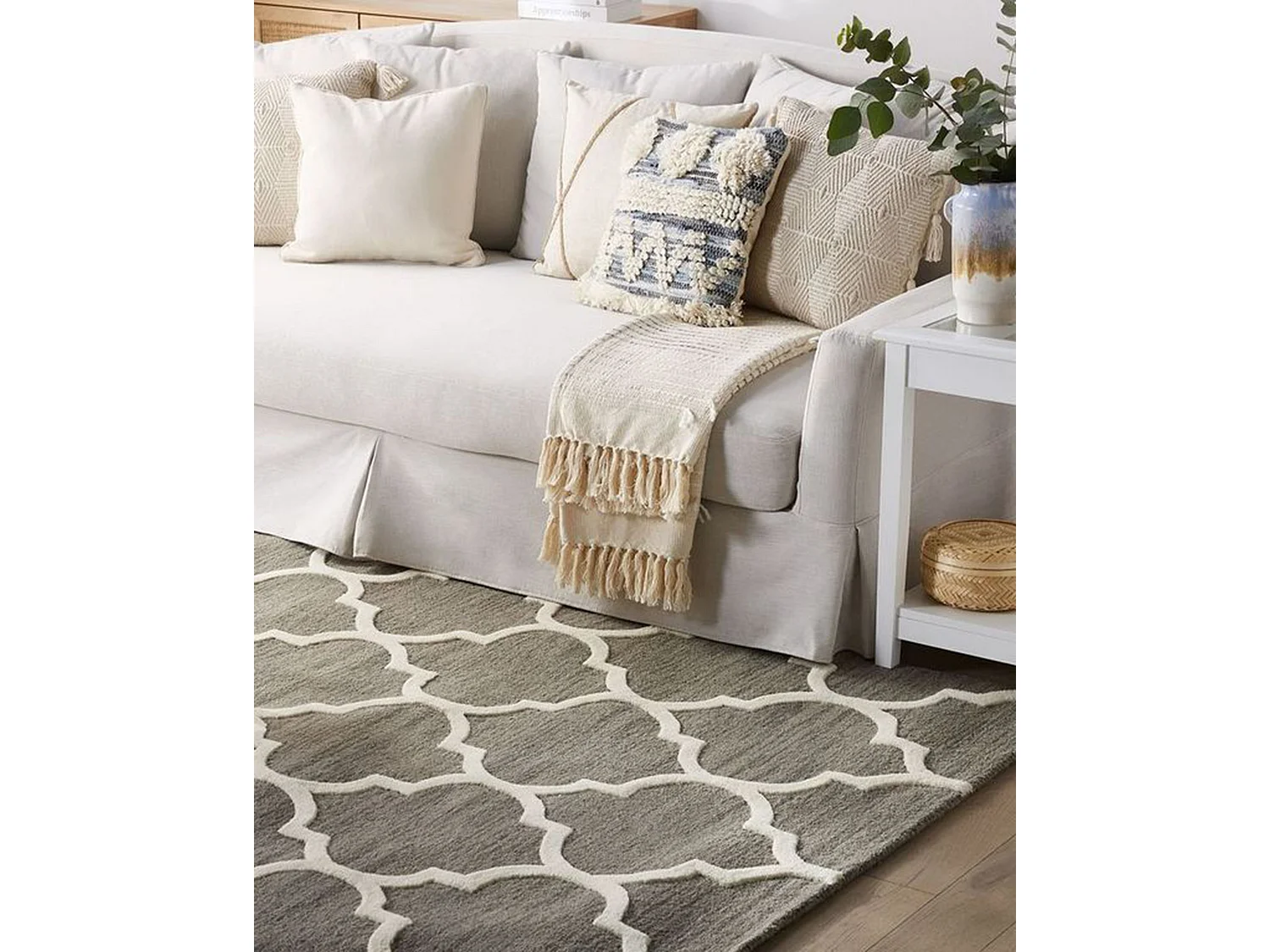 Stilvoller Teppich marokkanisches Muster Wolle 160x230 cm grau Yalova