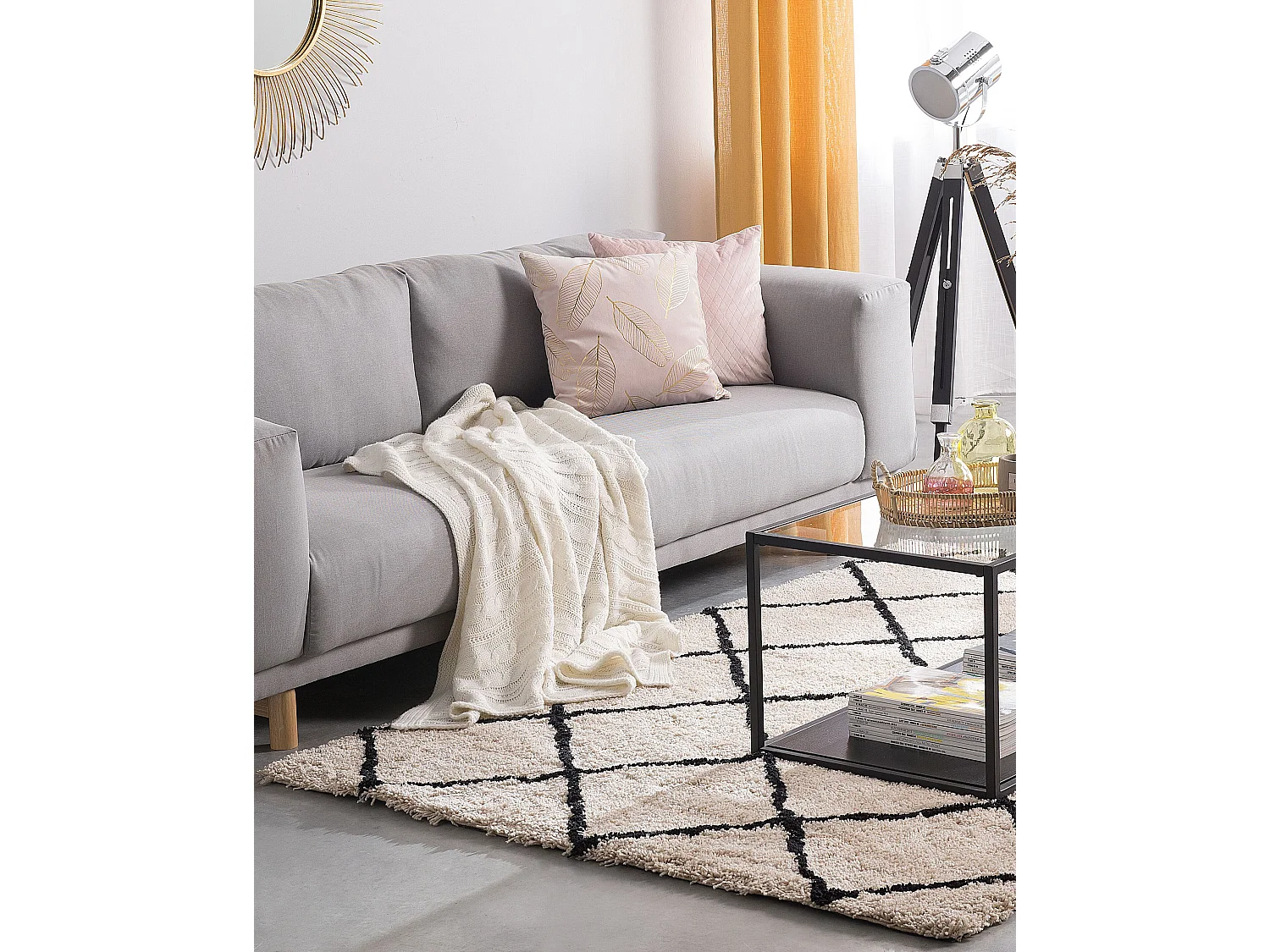 Vloerkleed beige/zwart 140 x 200 cm ADALAR