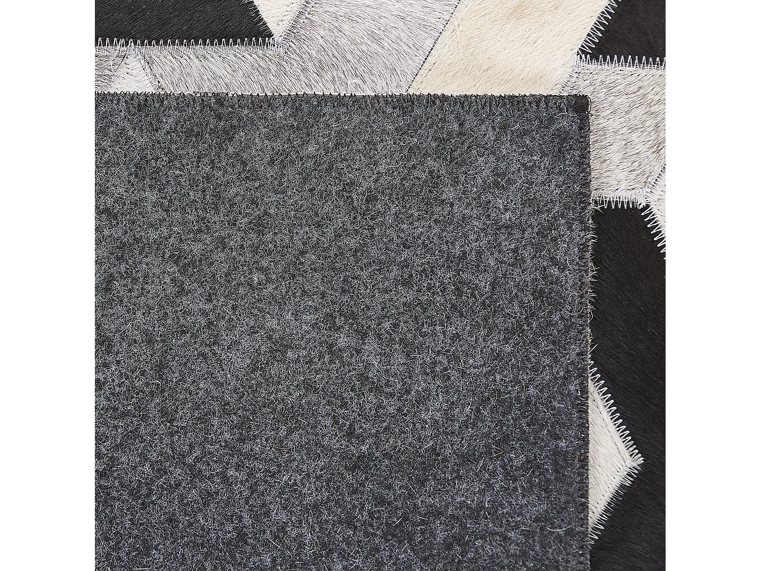 Vloerkleed NARMAN 140 x 200 cm Leer Grijs