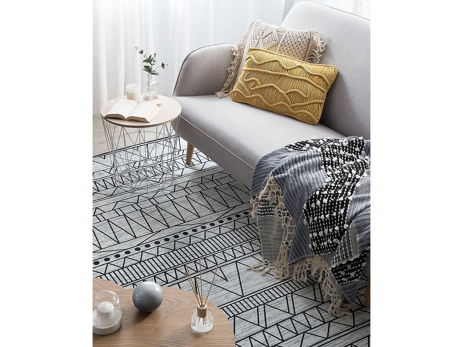 Tapis KEBAN Noir 140 x 200 cm