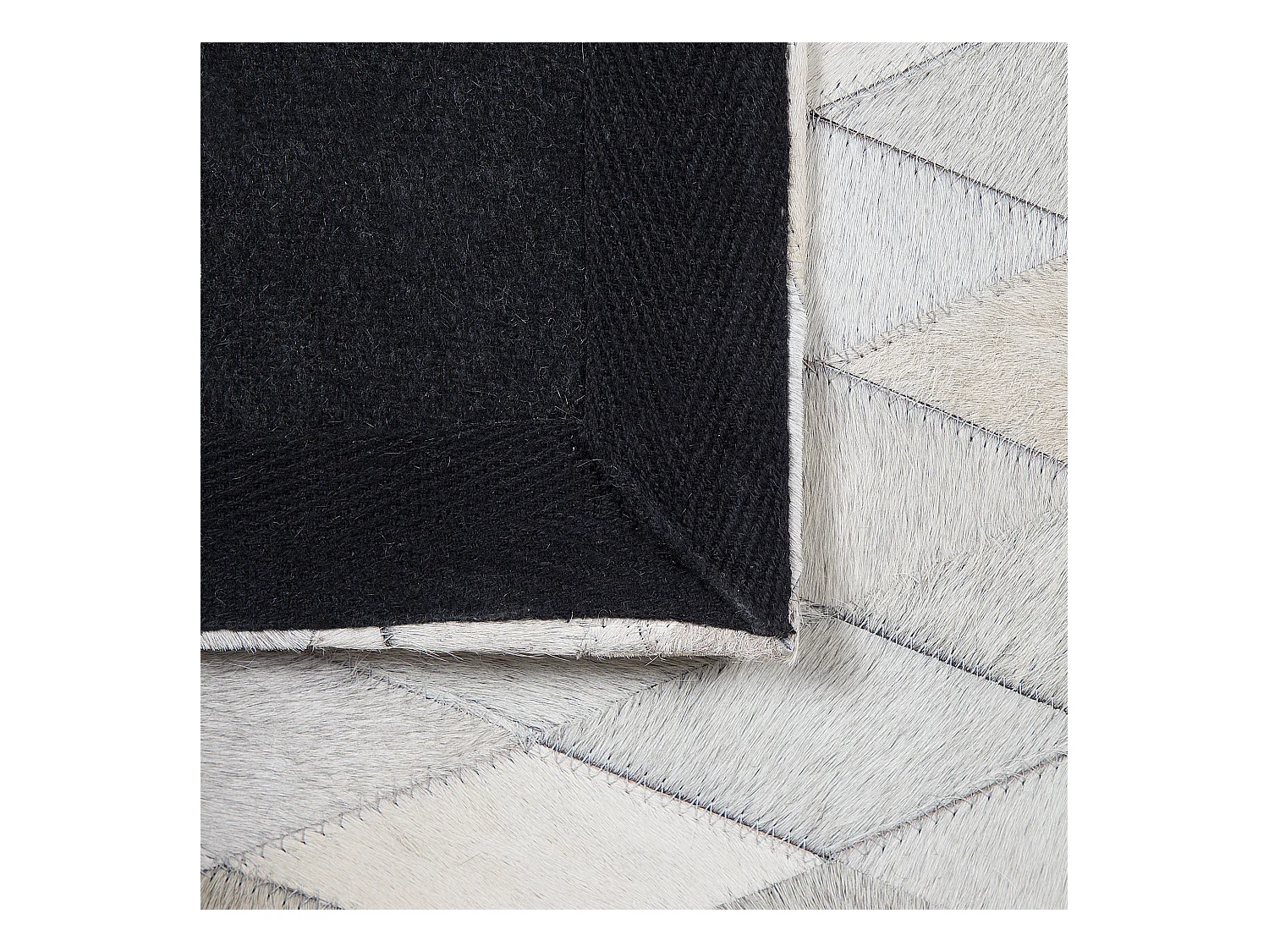 Teppich MALDAN 160 x 230 cm Echtleder Schwarz