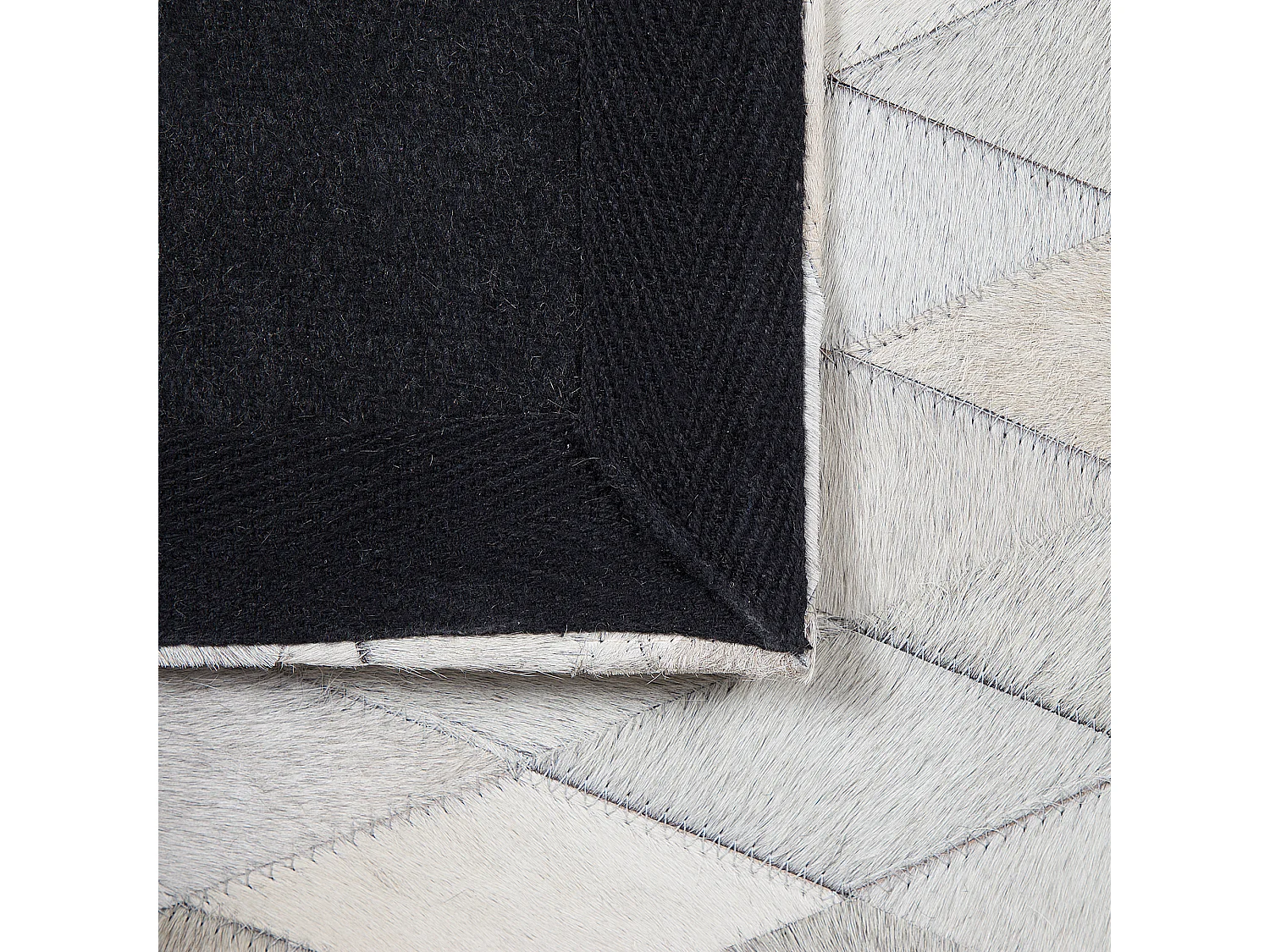 Tapis MALDAN 160 x 230 cm Cuir Noir
