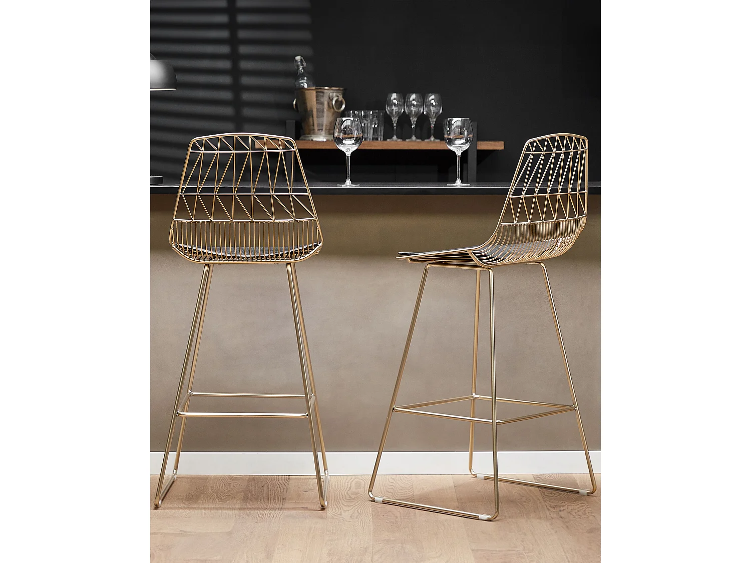 Conjunto de 2 sillas de bar PRESTON Metal Dorado