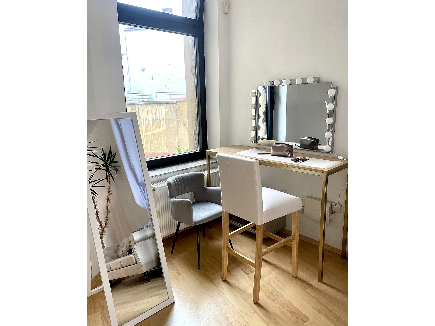 Lot de 2 chaises de bar MADISON Cuir PU Blanc cassé