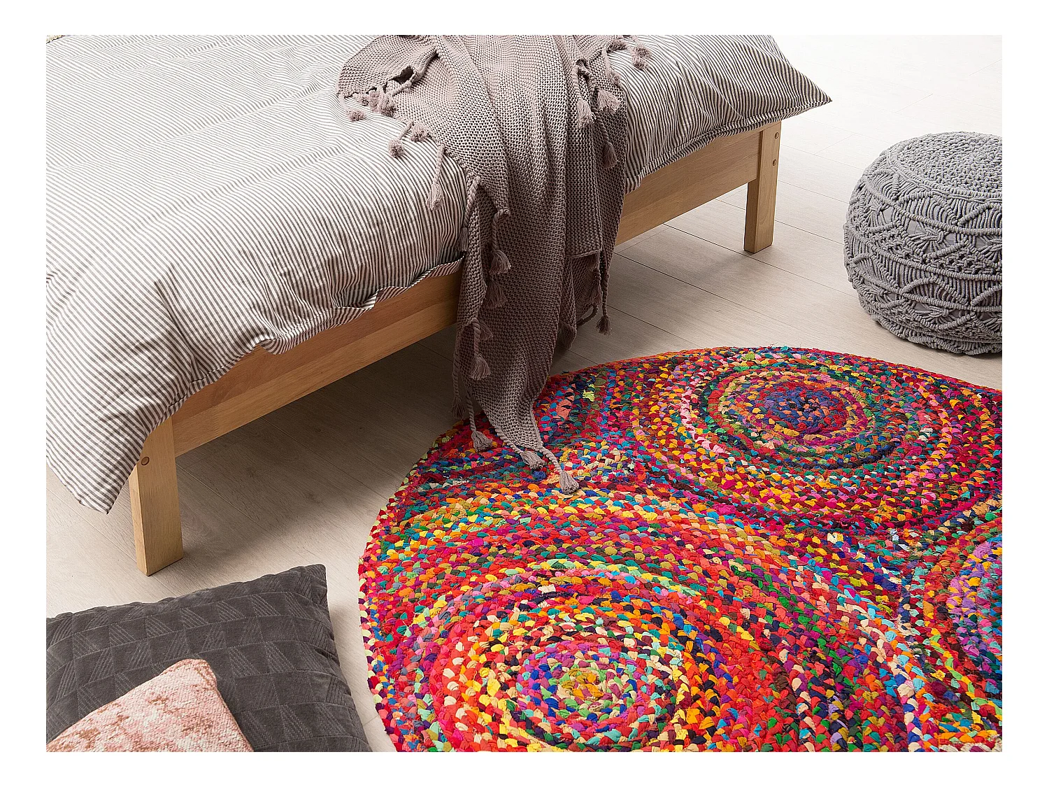 Runder Teppich mehrfarbig rot Baumwolle ⌀ 140 cm Patchwork Retro Stil Yenice