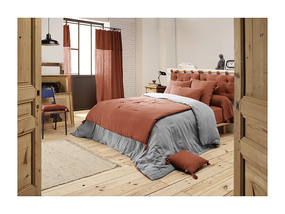 Édredon 150 x 150 cm gaze de coton terracotta avec 4 pompons - PEPA
