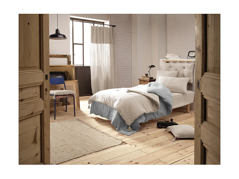 Édredon 150 x 150 cm en gaze de coton écru avec 4 pompons - PEPA