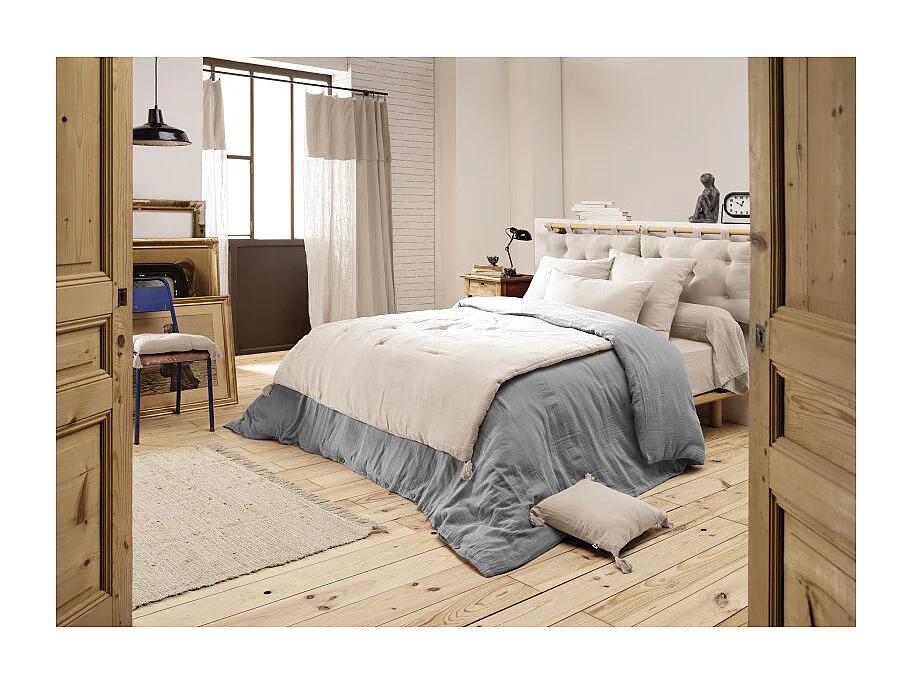 Édredon 150 x 150 cm en gaze de coton écru avec 4 pompons - PEPA