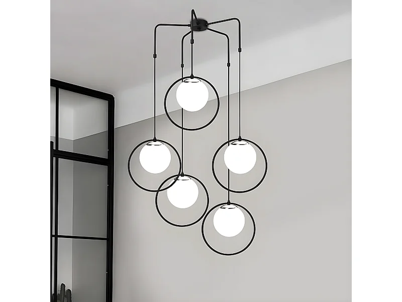 Candeeiro suspenso preto Escott com forma de anel e 5 bolas de vidro 5xE27