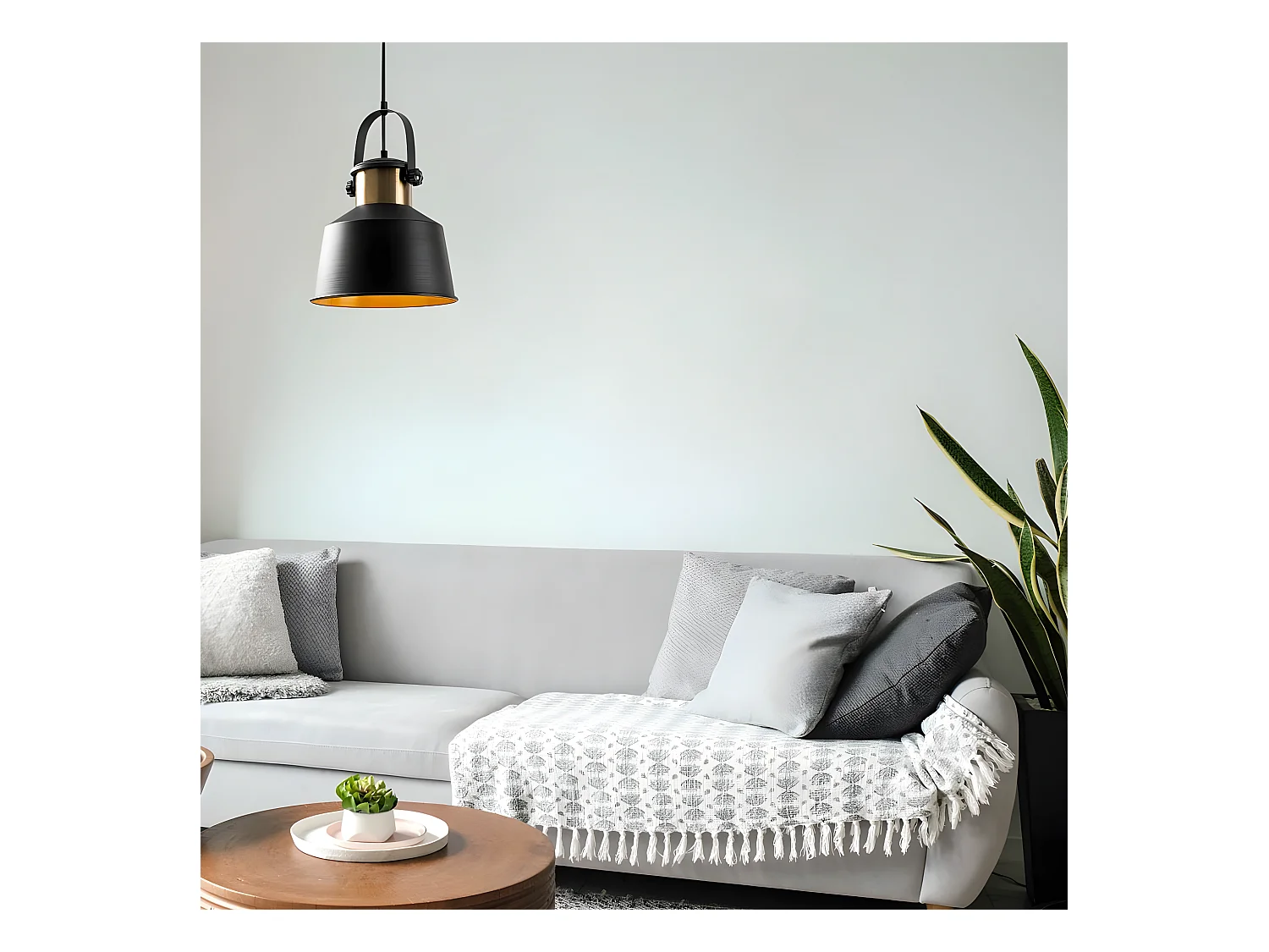 Suspension vintage rétro Momo avec abat-jour noir et détail en laiton 1xE27 ø26cm