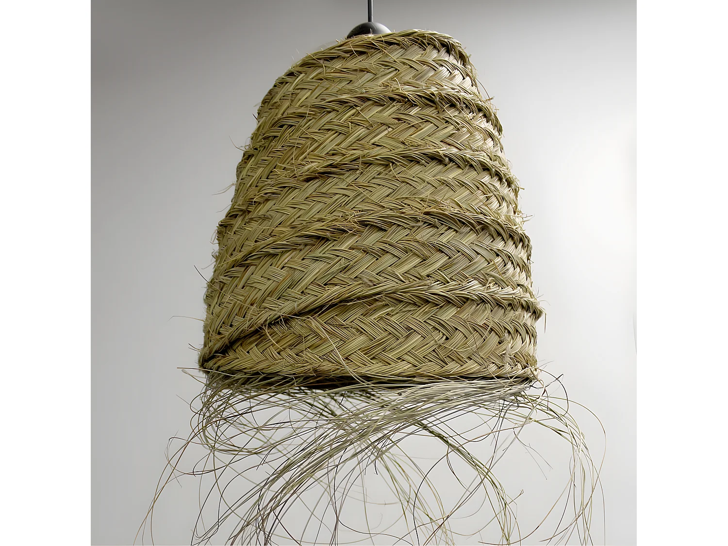 Lampada a sospensione Nida fatta a mano con paralume in sparto naturale 1xE27 ø31cm