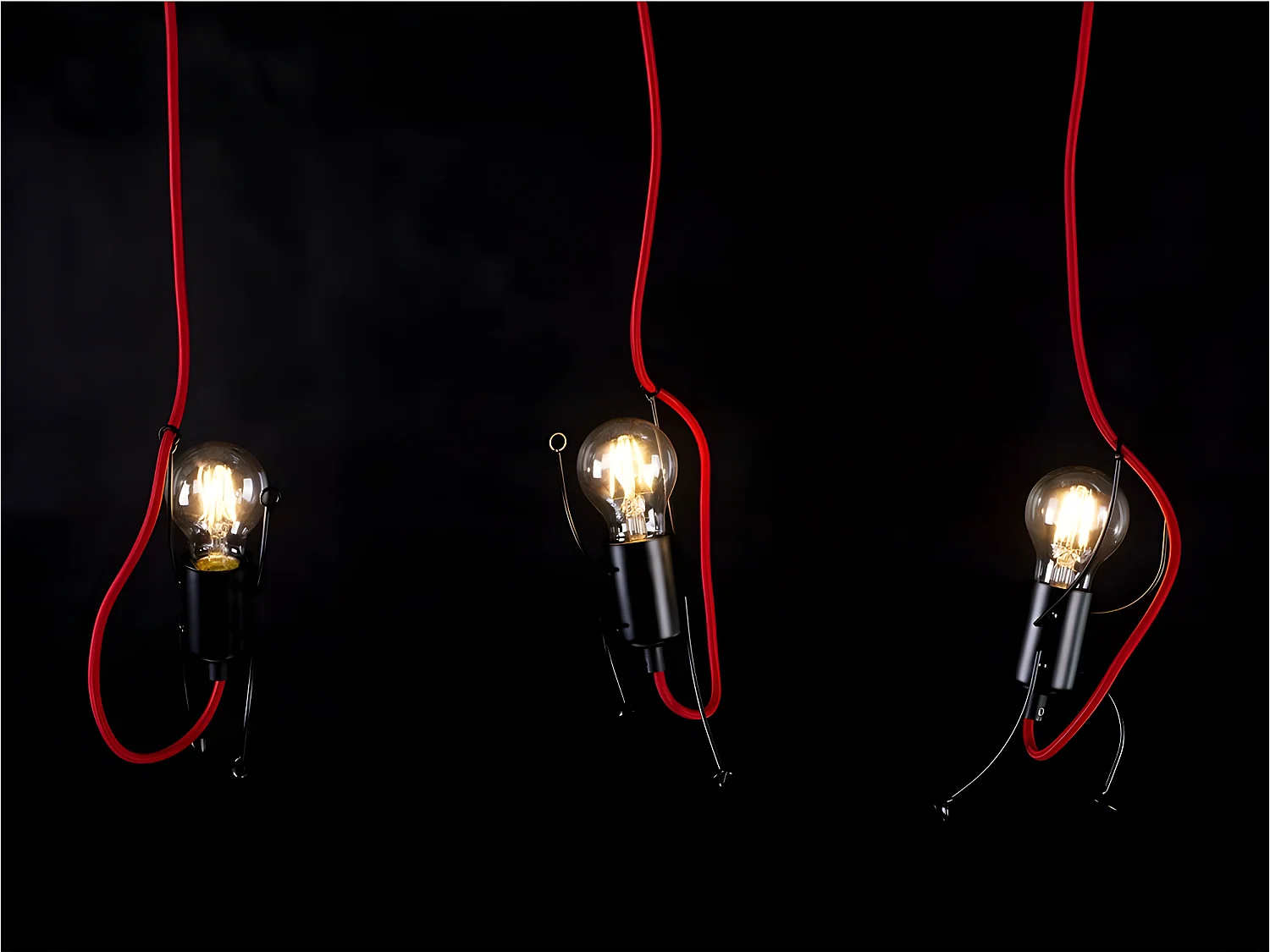 Suspension enfant Mime avec câble rouge et 3 douilles décoratives 3xE27