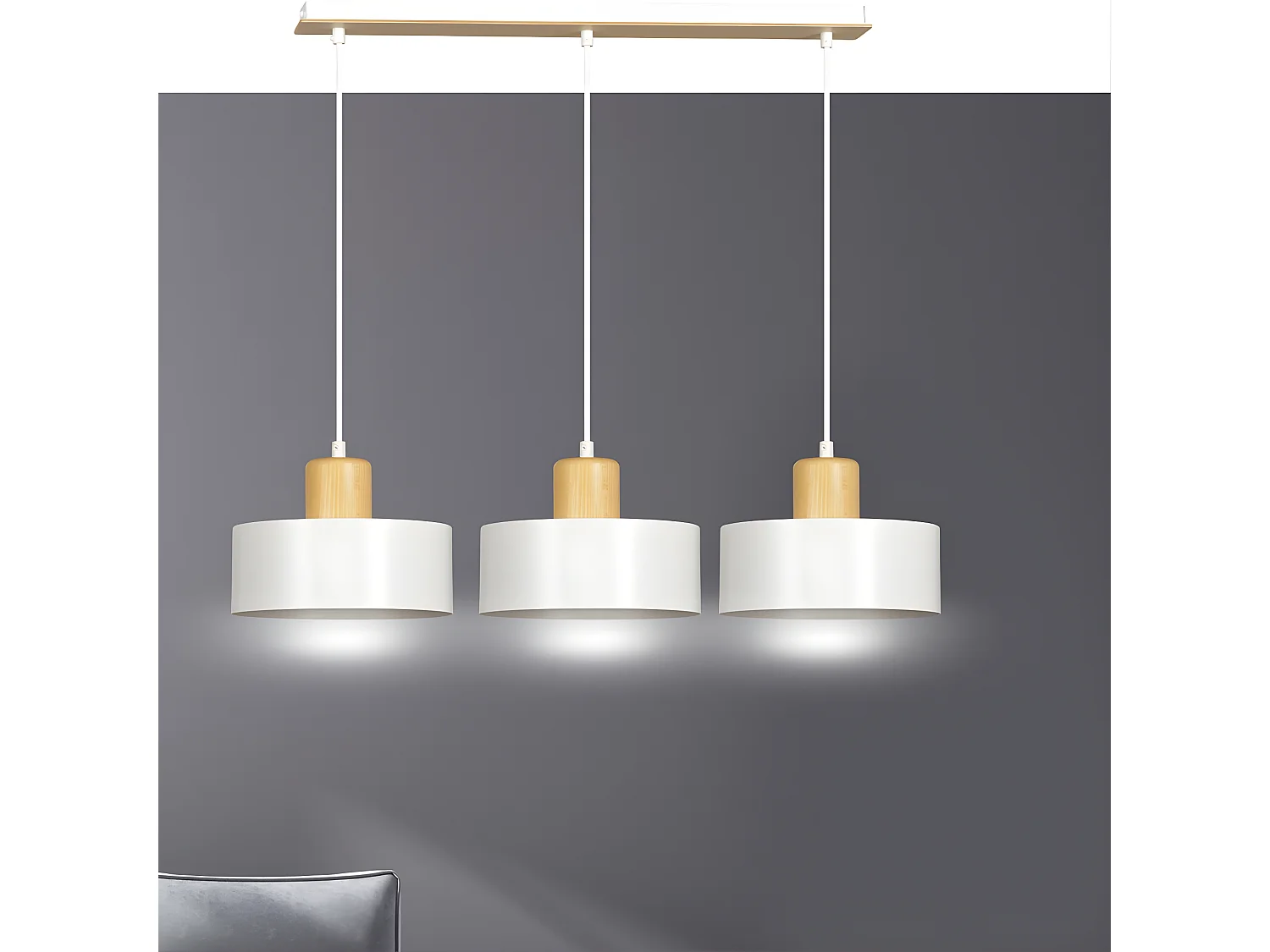 Suspension linéaire Torino en acier et bois avec 3 abat-jour cylindriques blancs 3xE27