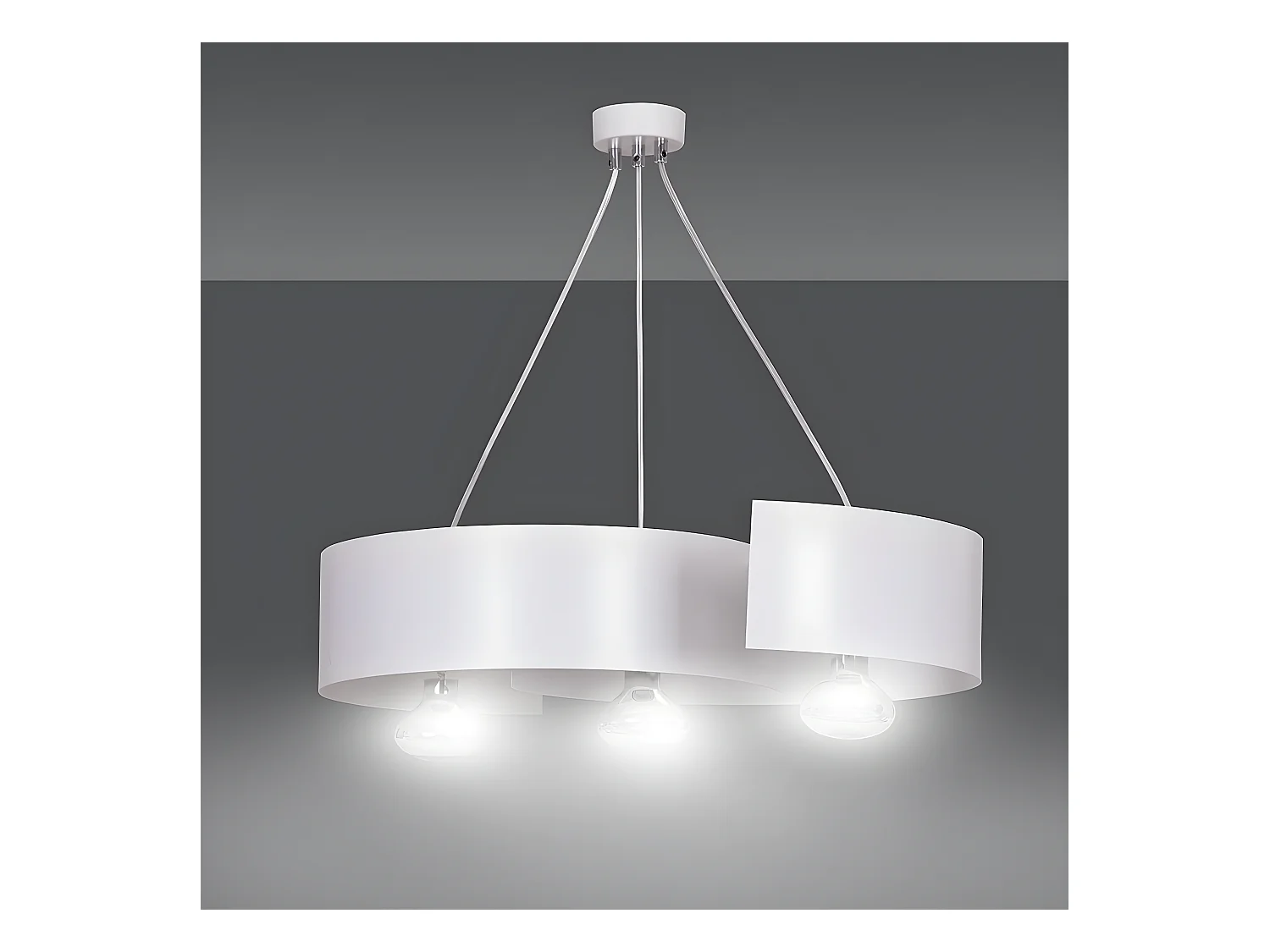 Suspension moderne Bison avec abat-jour en métal courbé blanc 3 lumières 3xE27