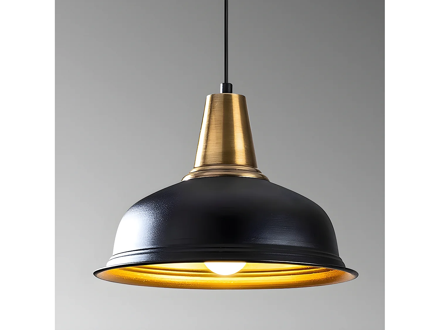 Plafonnier Harvey avec abat-jour noir et détail vieil or 1xE27 ø40cm