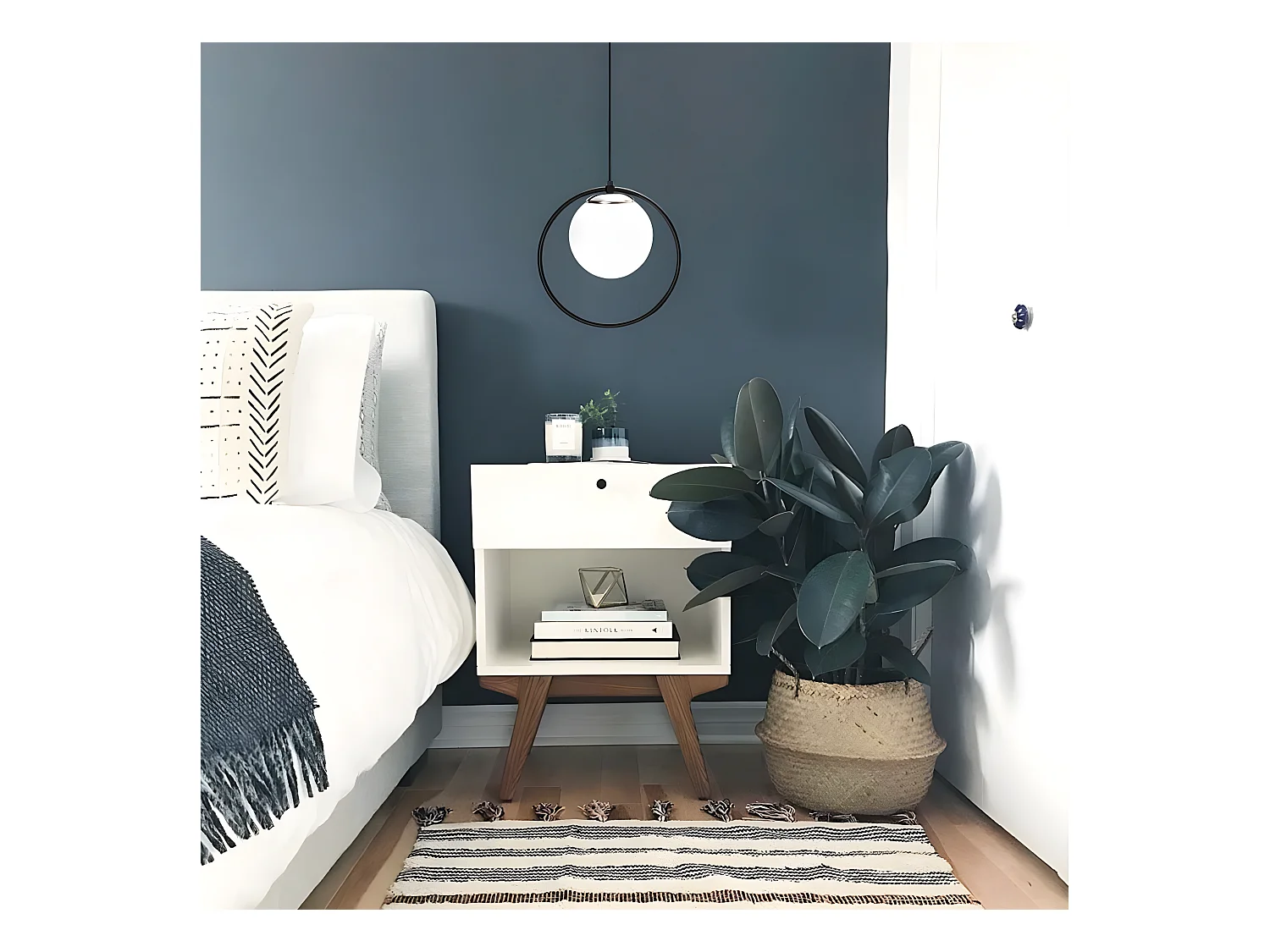 Lámpara colgante desplazable Escott negro con forma de aro y esfera de cristal 1xE27