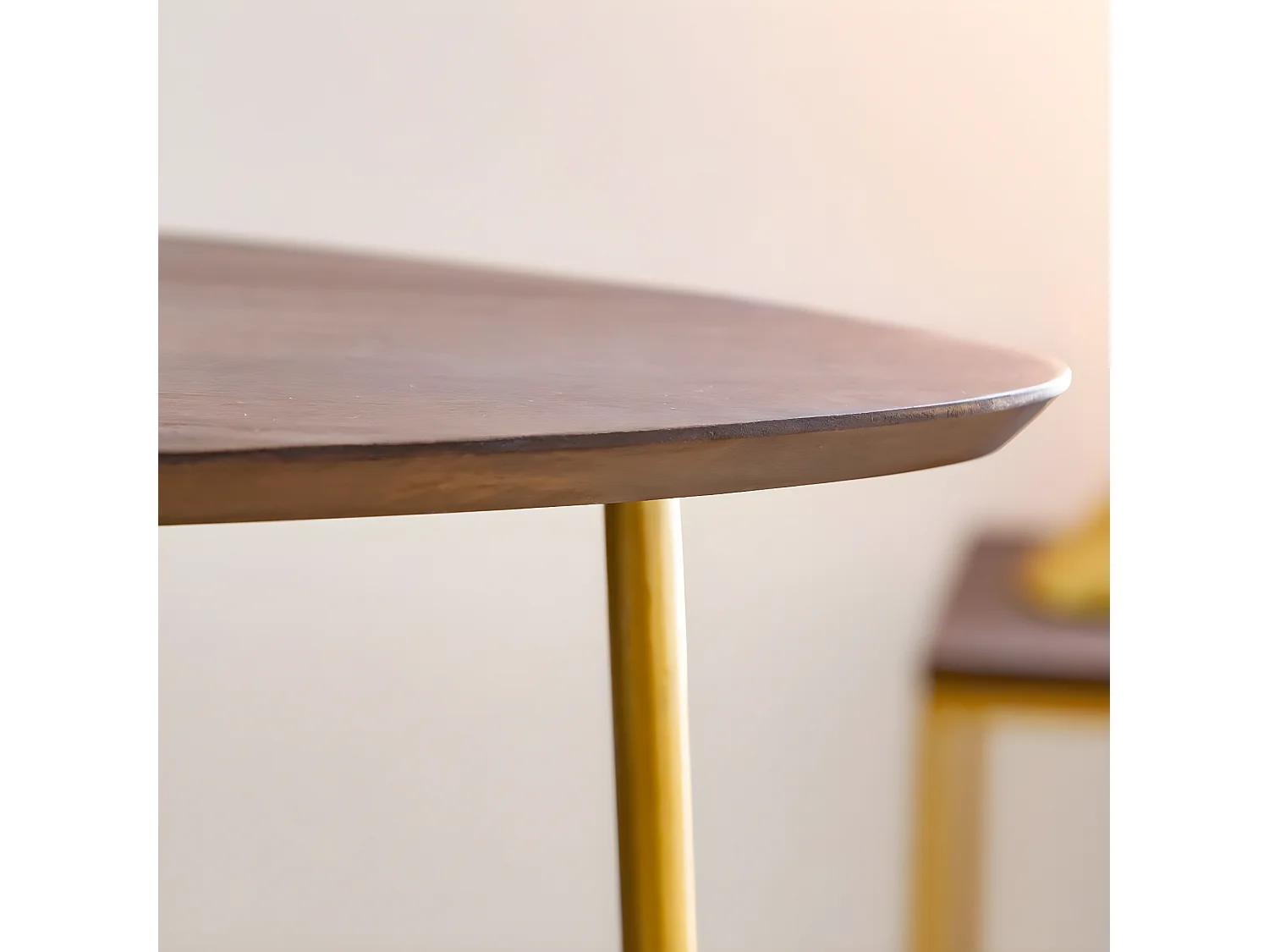 Bout de canapé en bois de manguier et métal Léon