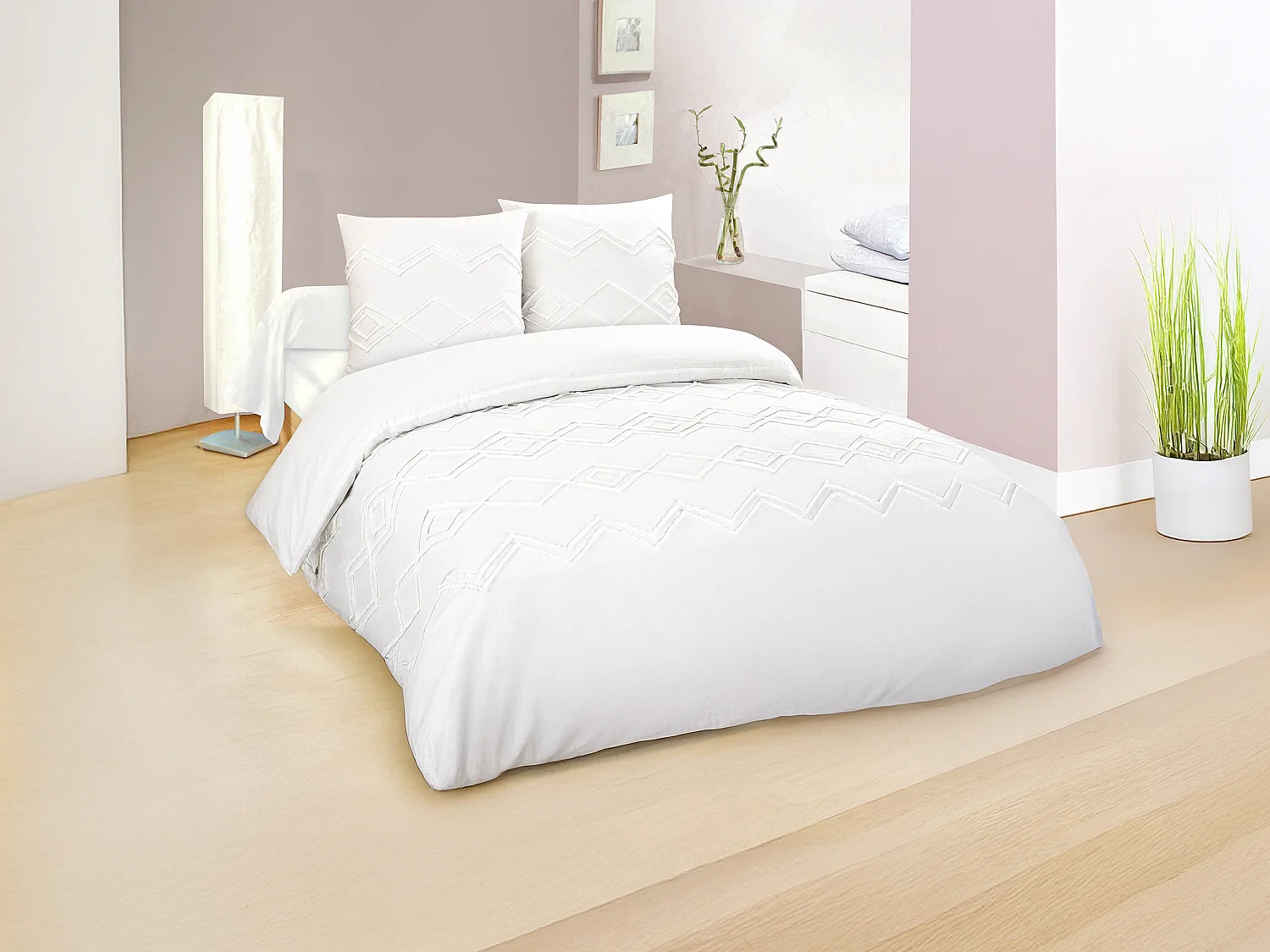 Parure de lit en coton 57 fils/cm² - Housse de couette 220 x 240 cm  + 2 taies d'oreiller 63 x 63 cm - Blanc à motifs tuftés - IZAURA
