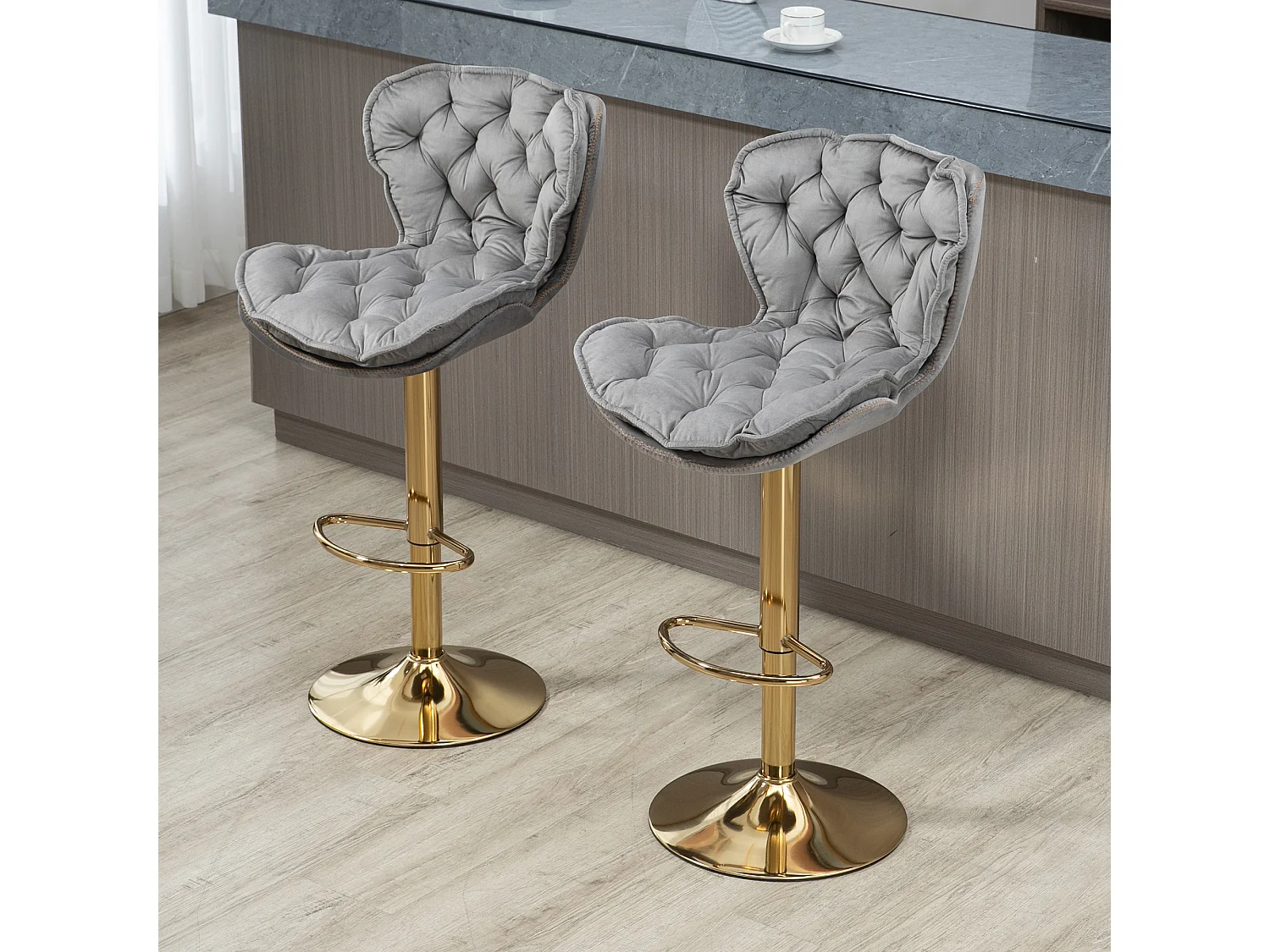 Lot de 2 chaises pivotantes réglables en hauteur avec repose-pieds