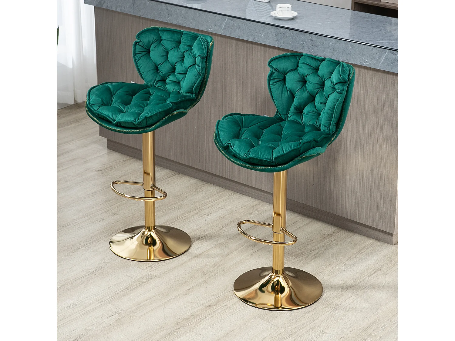 Set van 2 in hoogte verstelbare draaibarstoelen met voetsteun