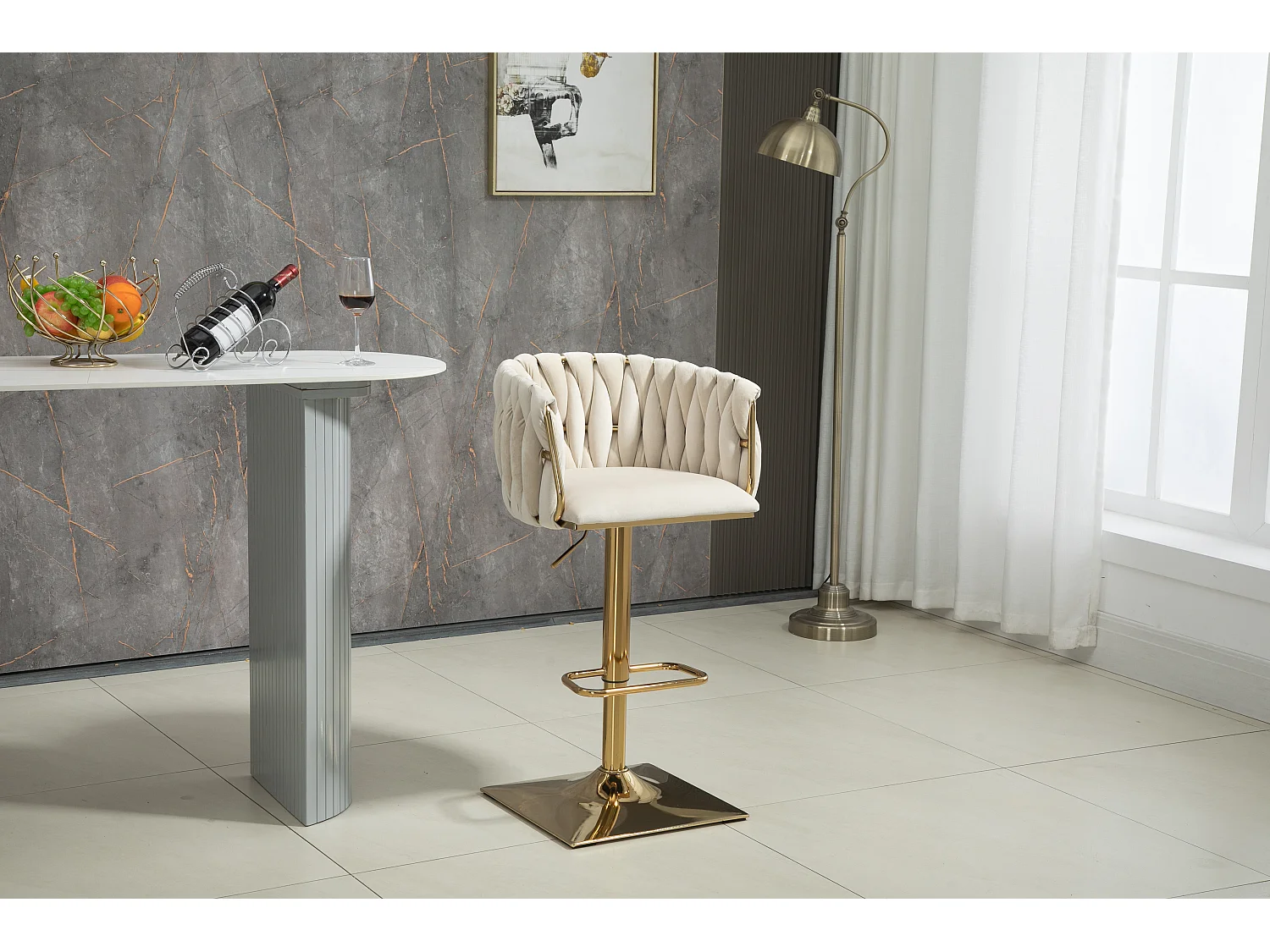 Vintage barstoelen met rug- en voetsteun, eetkamerstoelen