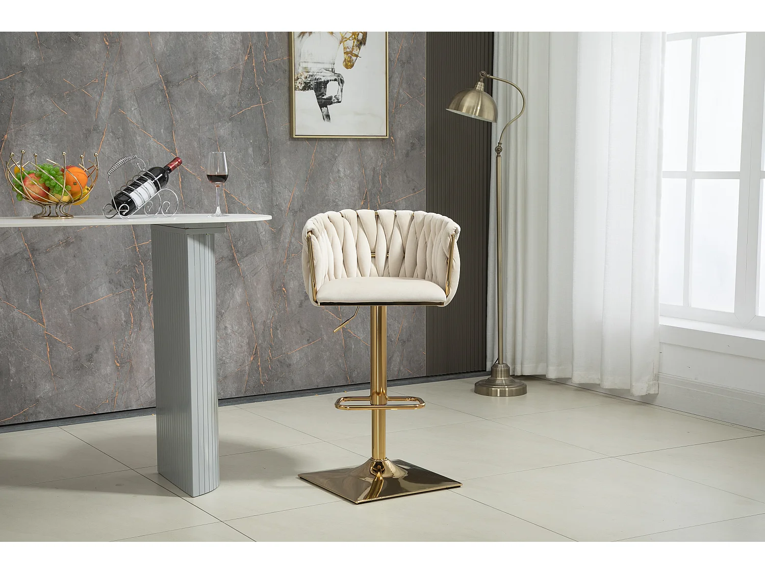 Vintage barstoelen met rug- en voetsteun, eetkamerstoelen