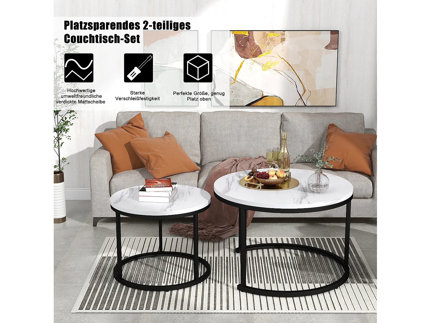 2 ronde houten in elkaar schuivende salontafels met metalen frame