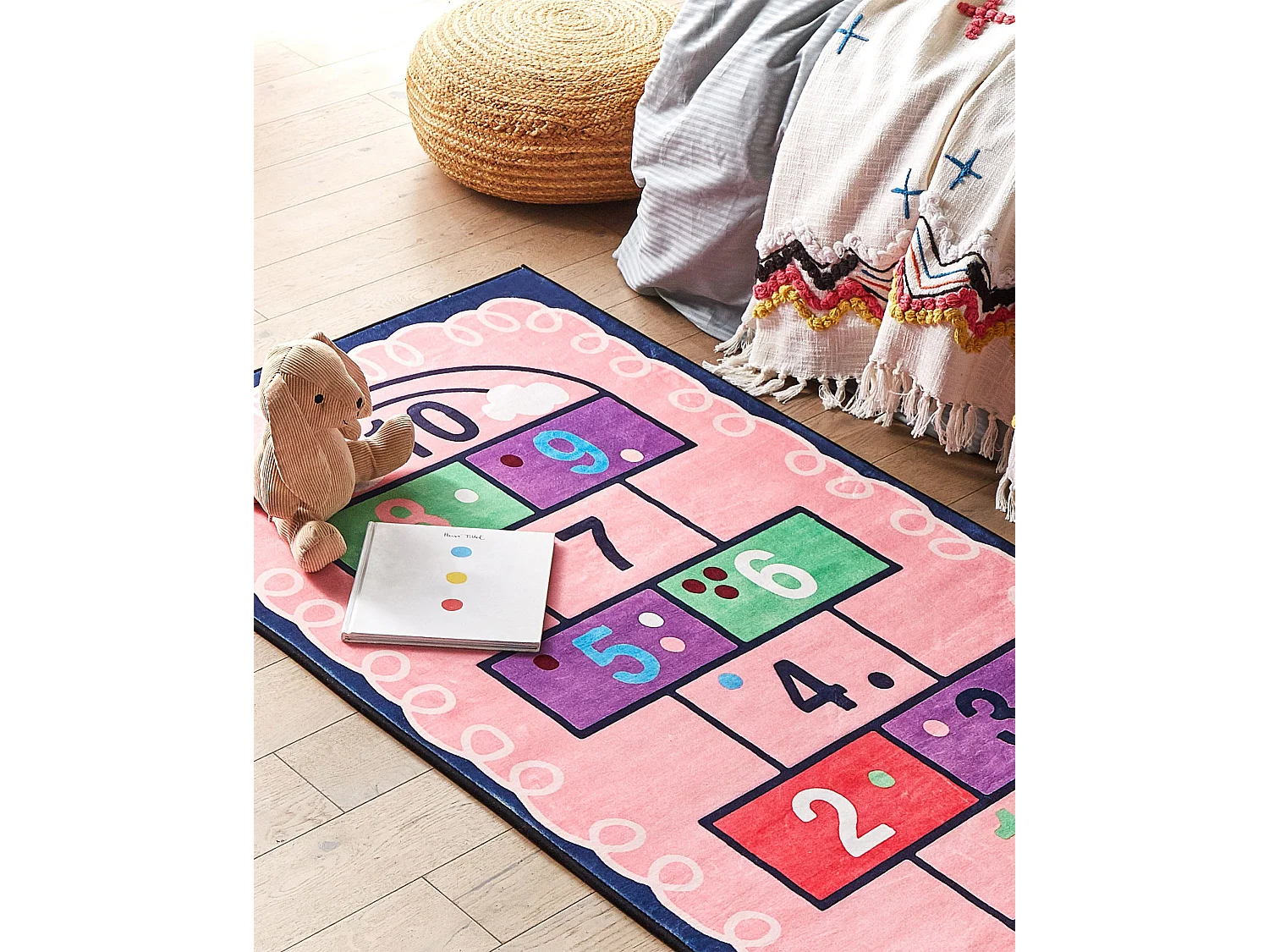 Tapis enfant avec motif marelle rose 80 x 150 cm HONAZ