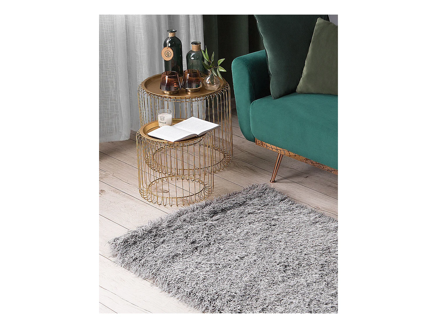 Eleganter hellgrauer Teppich aus Polyester Hochflor 80 x 150 cm Cide