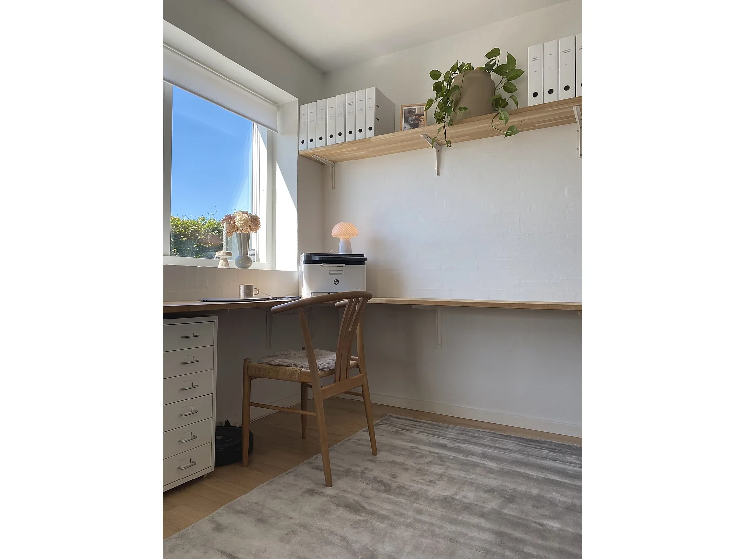 Teppich Viskose hellgrau 140 x 200 cm Kurzflor GESI II