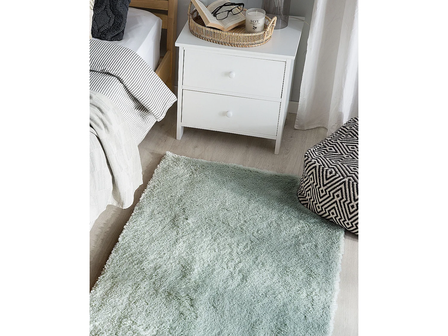 Tapis à poils longs EVREN Vert menthe 80 x 150 cm