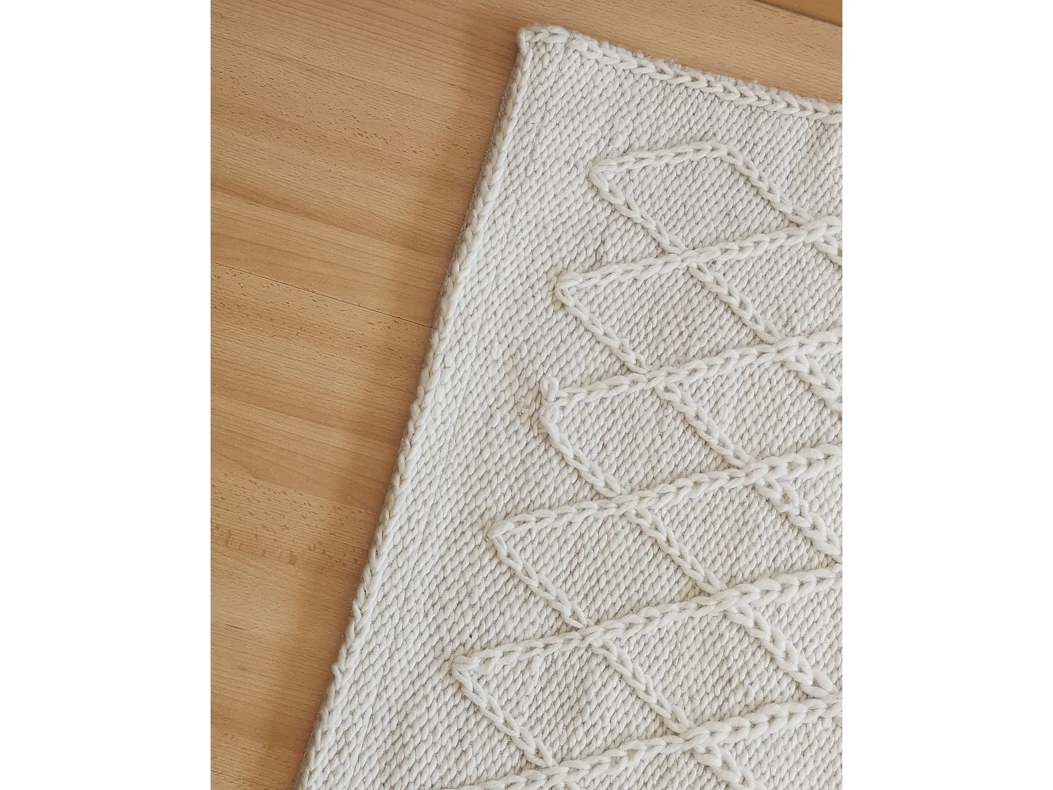 Tapis rectangulaire blanc cassé 160 x 230 cm ERZIN