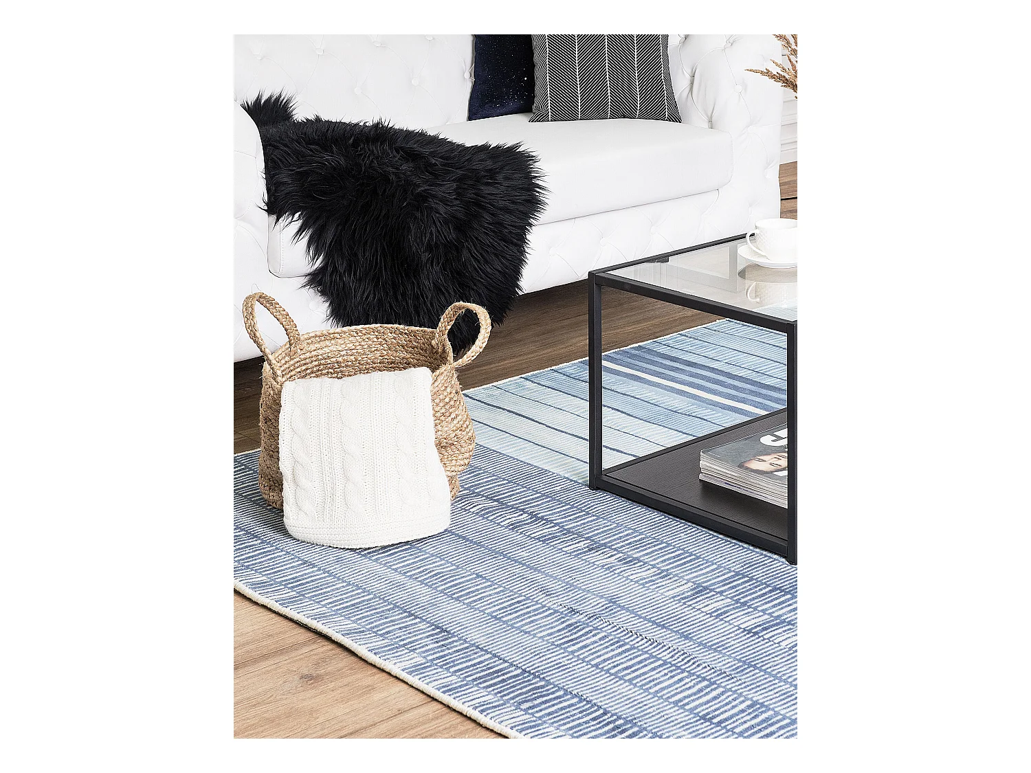 Vloerkleed viscose lichtblauw 160 x 230 cm YARDERE