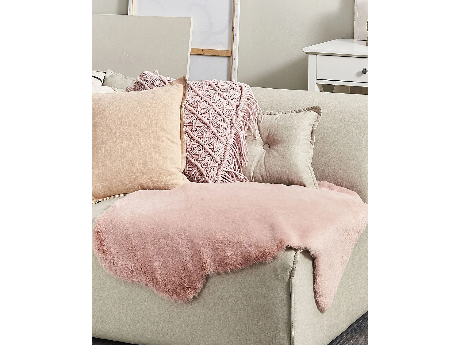 Kunstfell Teppich Kaninchen rosa Überwurf Webpelz Fellform 60 x 90 cm Undara