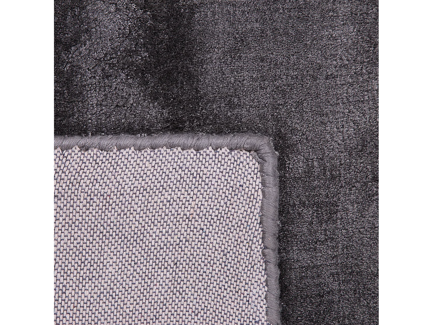 Tapete em viscose cinzenta escura 80 x 150 cm GESI II