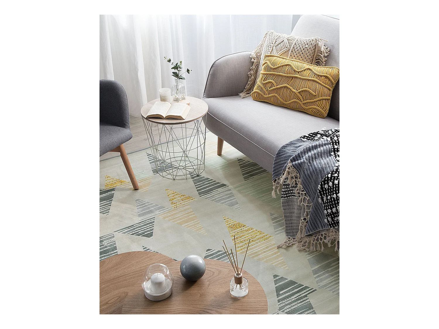 Moderner, rechteckiger Teppich grau gelb 140 x 200 cm Yayla