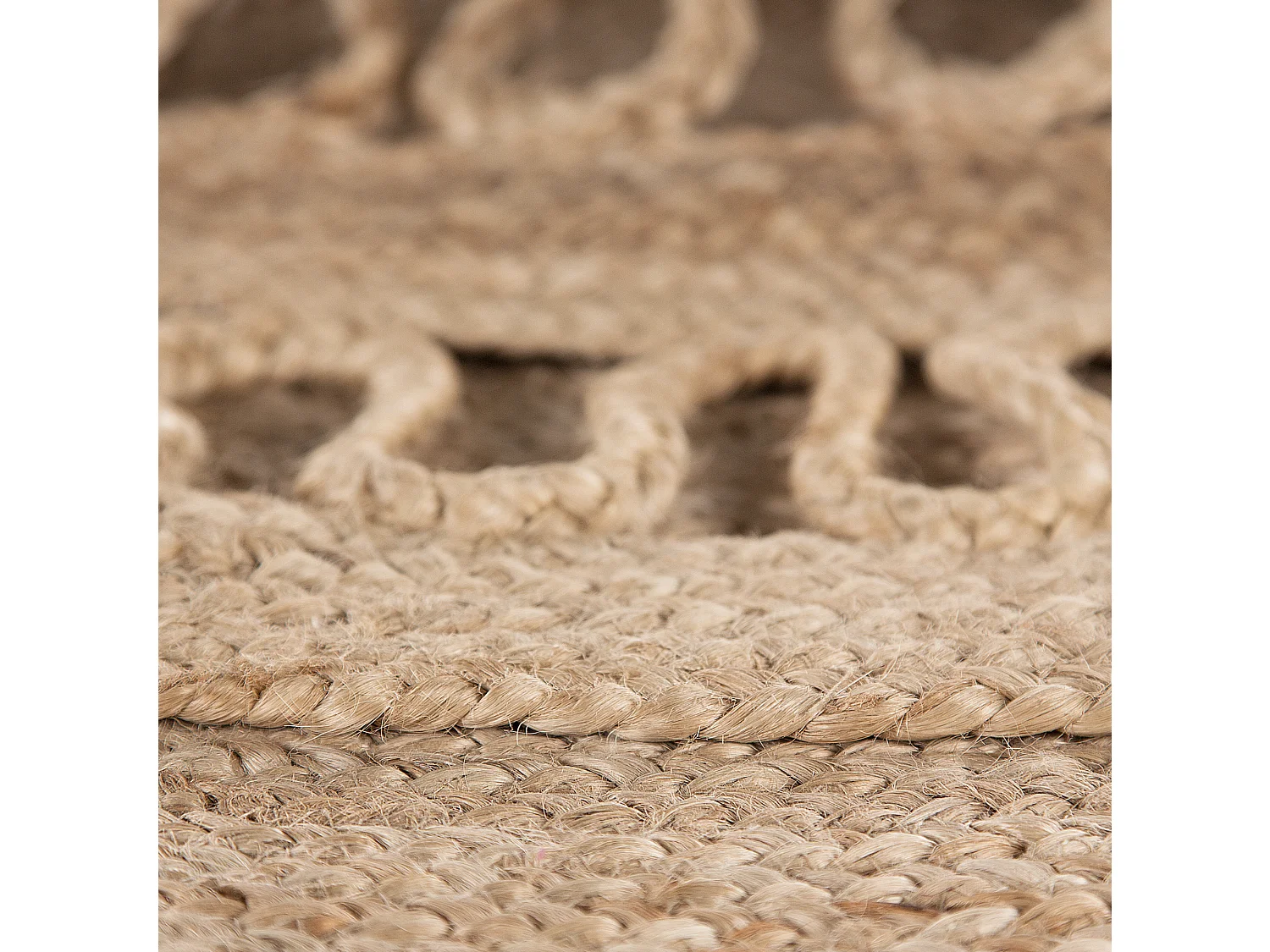 Hochwertiger Jute-Teppich beige in dekorativer Form ⌀ 120 cm Dikili