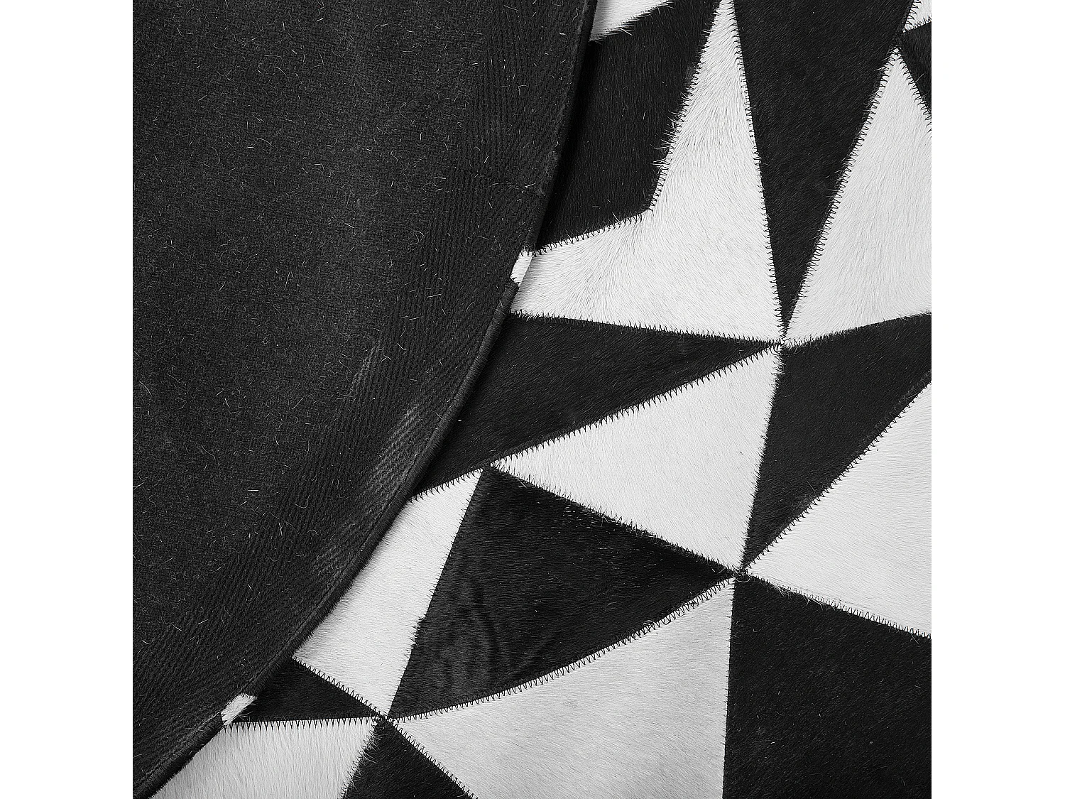 Lederteppich mit geometrischem Muster schwarz/weiß rund 140 cm Turgutlu