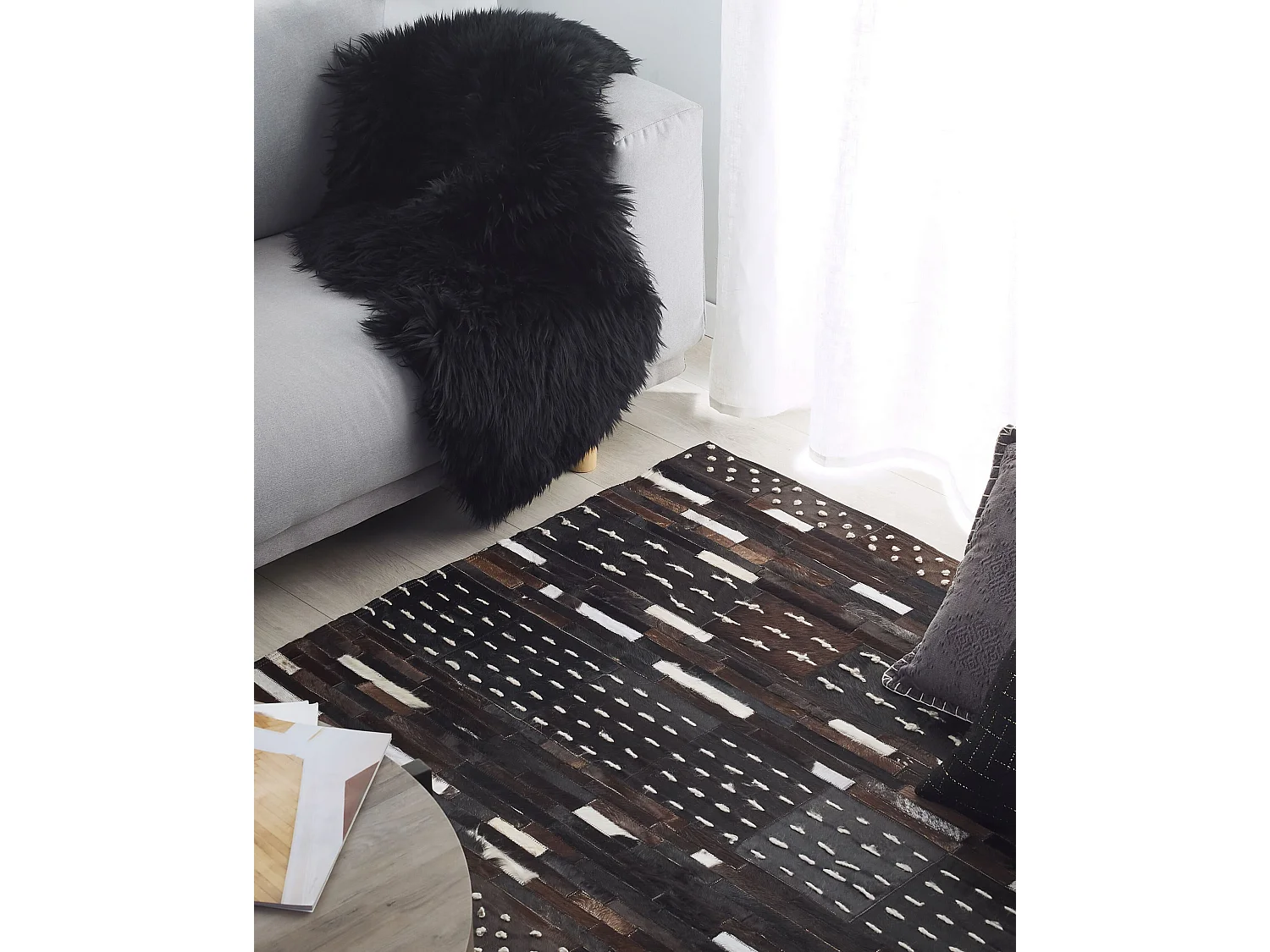 Teppich Leder dunkelbraun Muster 160 x 230 cm Akseki