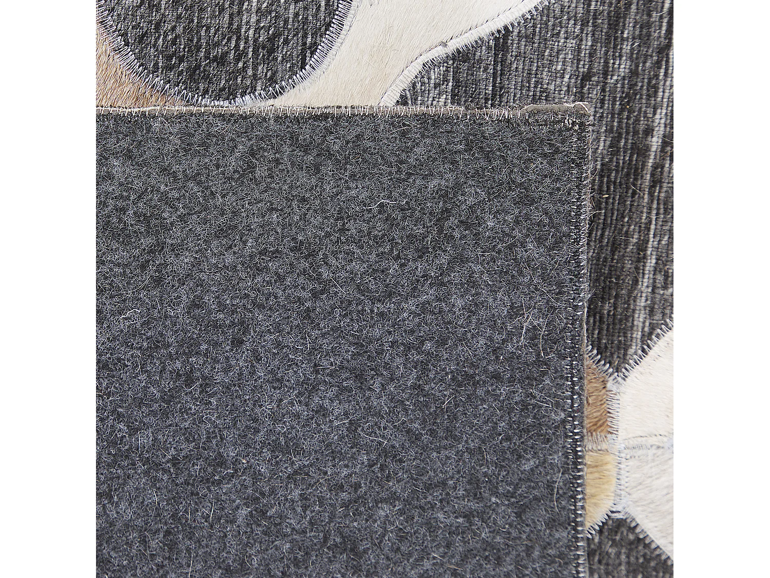 Vloerkleed ROLUNAY 140 x 200 cm Leer Donkergrijs