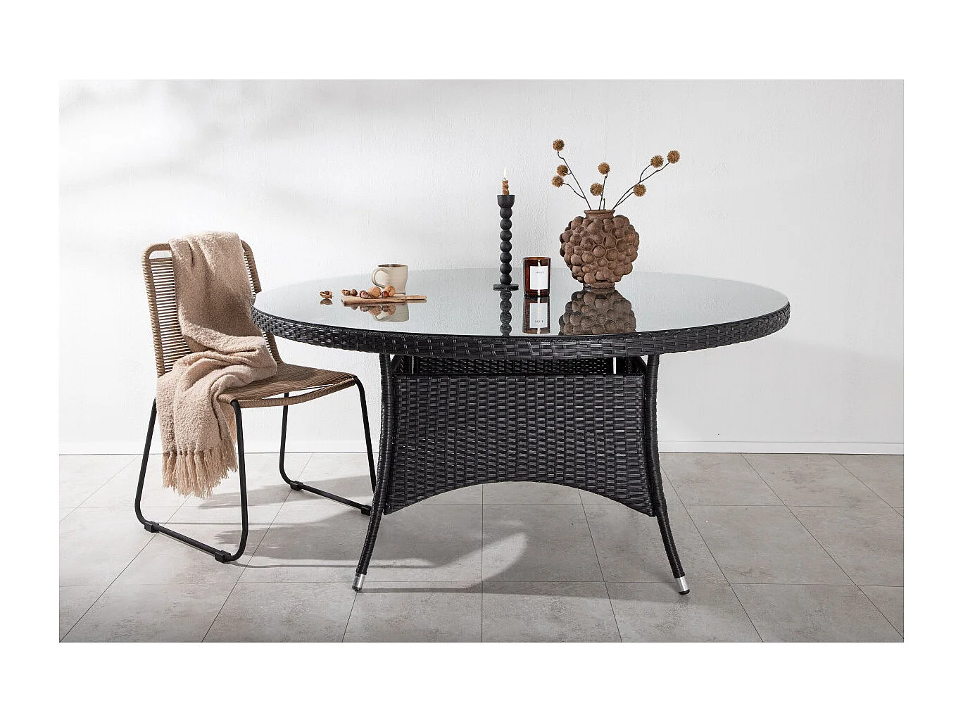 Volta Table de salle à manger Ø150 cm, noir.