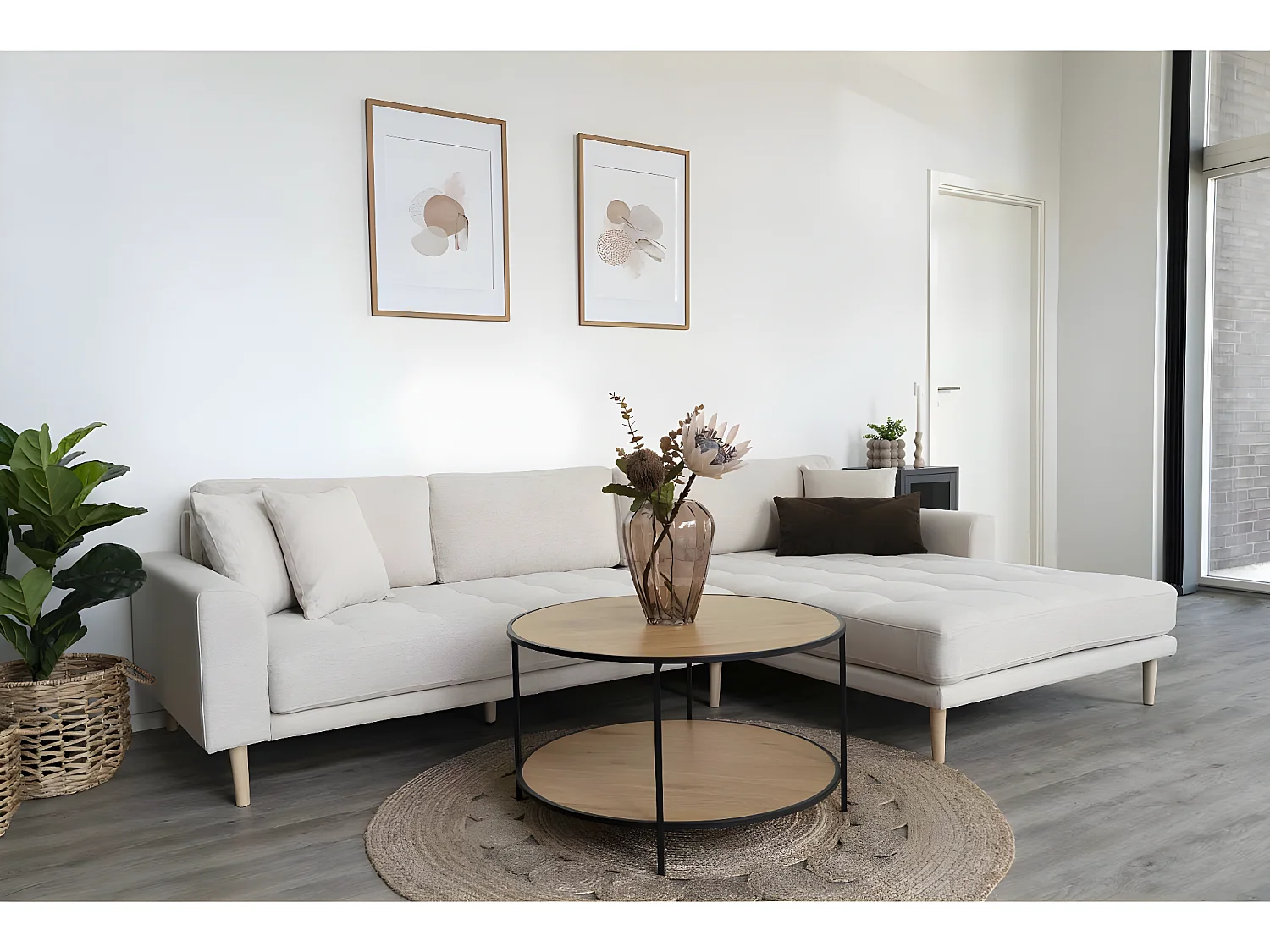 Lido canapé , loungesofa tourné vers la droite avec 4 coussins sable.