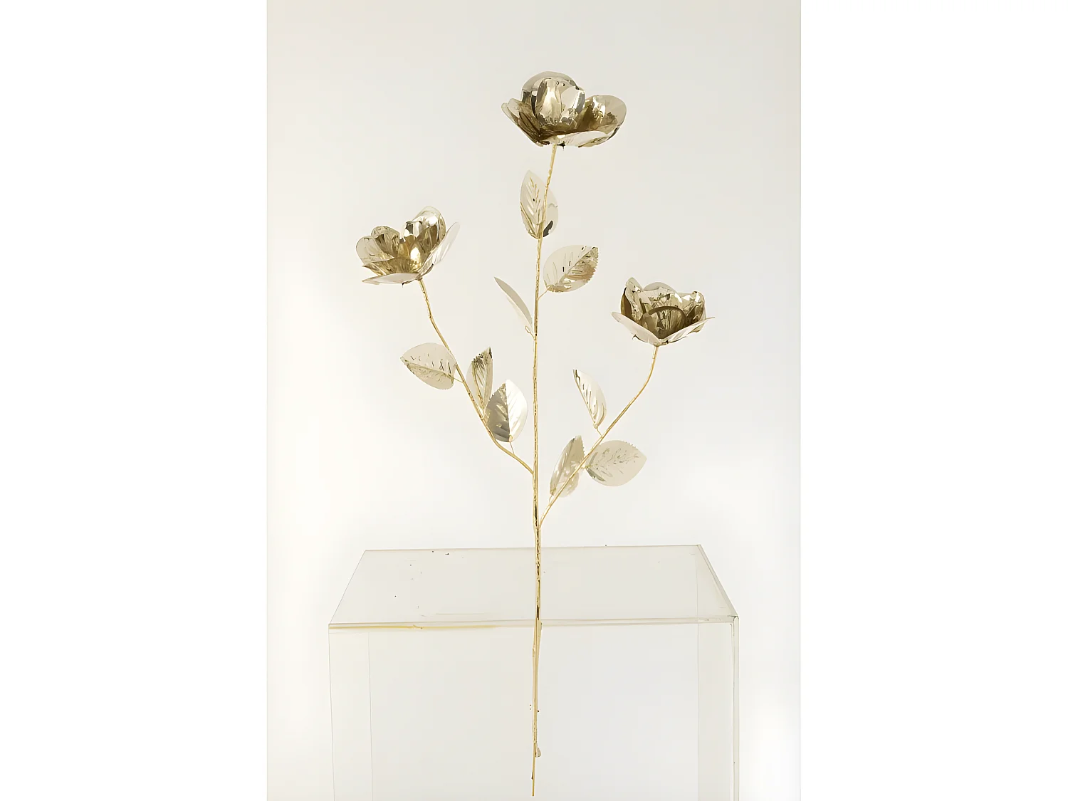 Branche 3 fleurs en plastique doré 20x10x70 cm